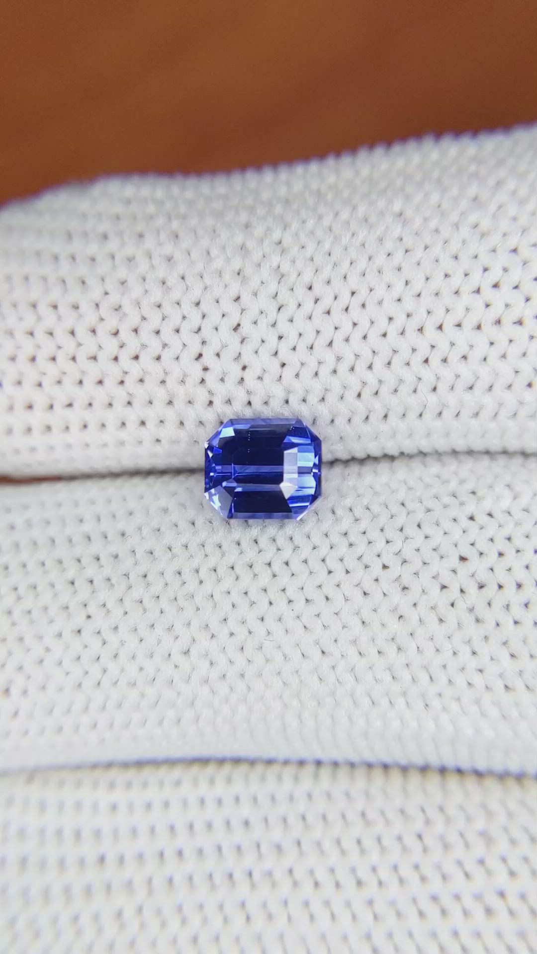 1.58 Ct. Blue Sapphire from Ceylon (Sri Lanka) Size Video