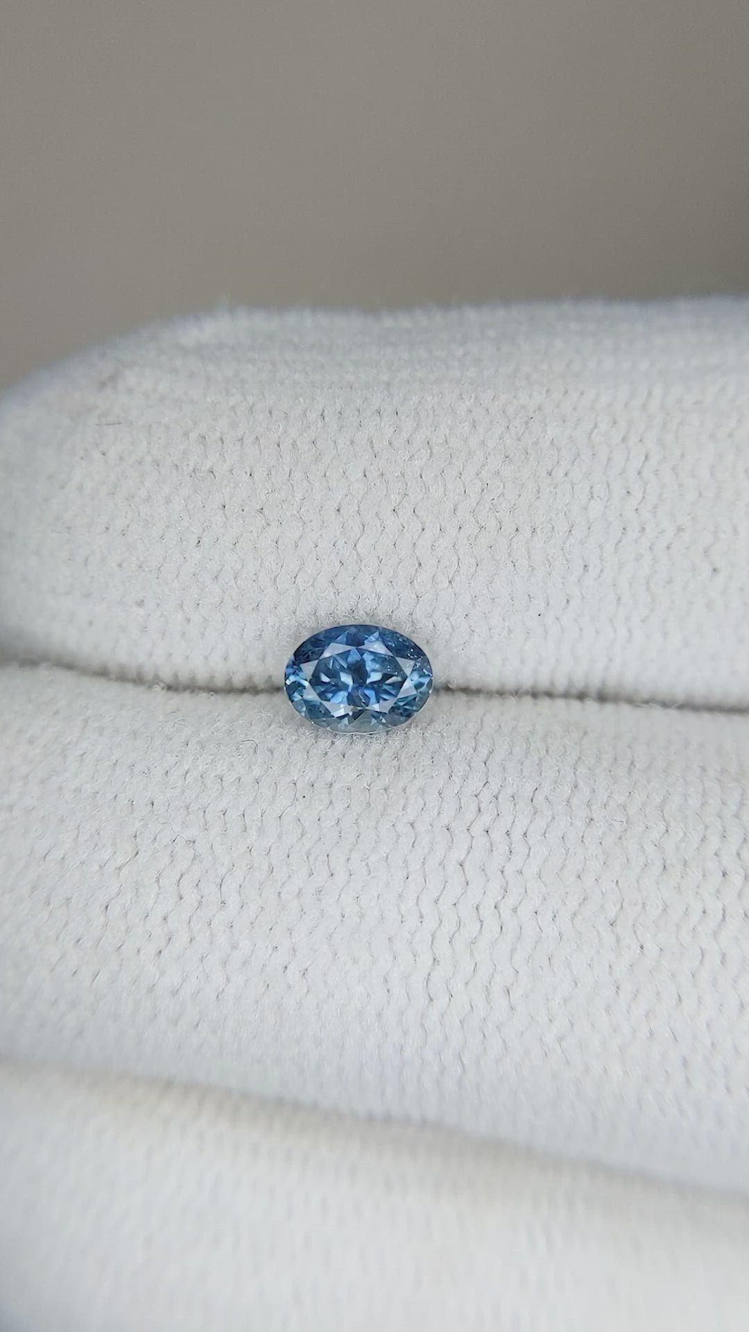 0.41 Ct. Blue Sapphire from Montana Size Video