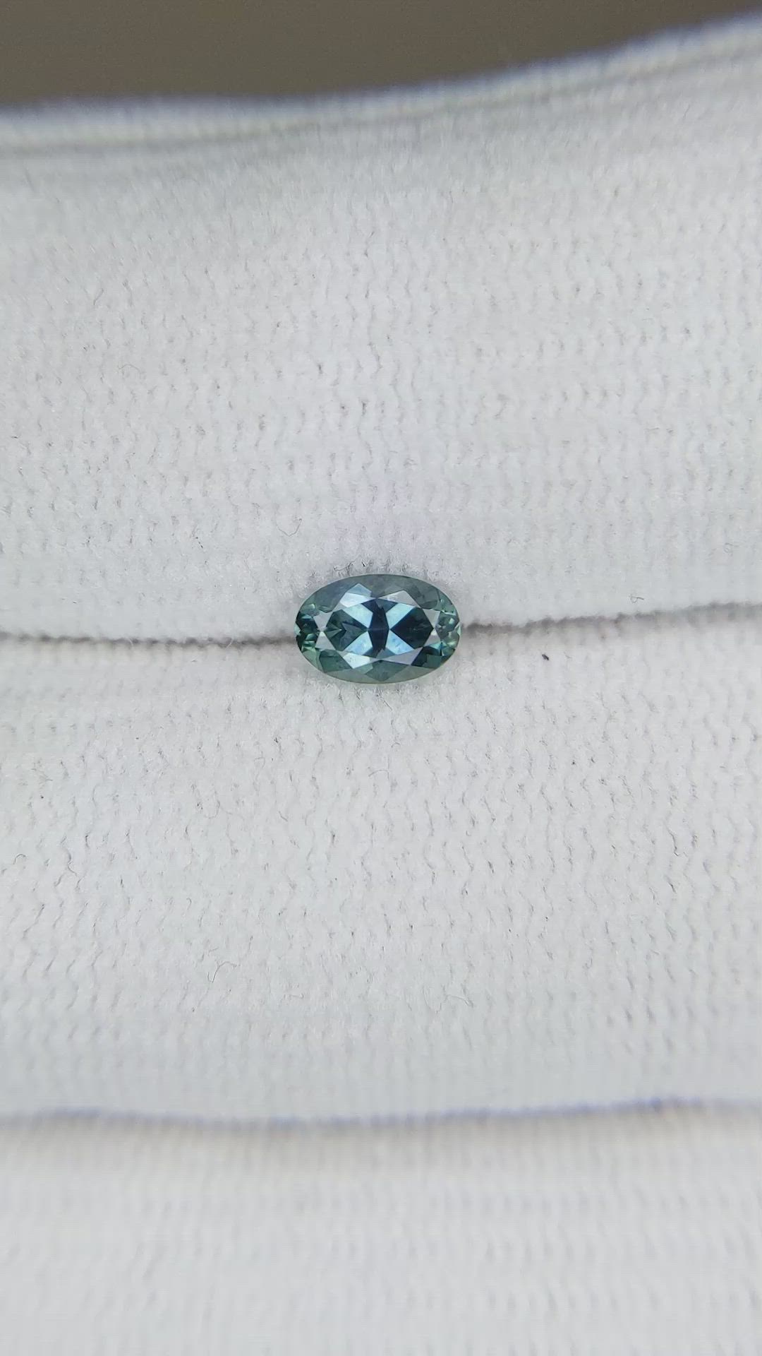 0.44 Ct. Bluish Green Sapphire from Montana Size Video