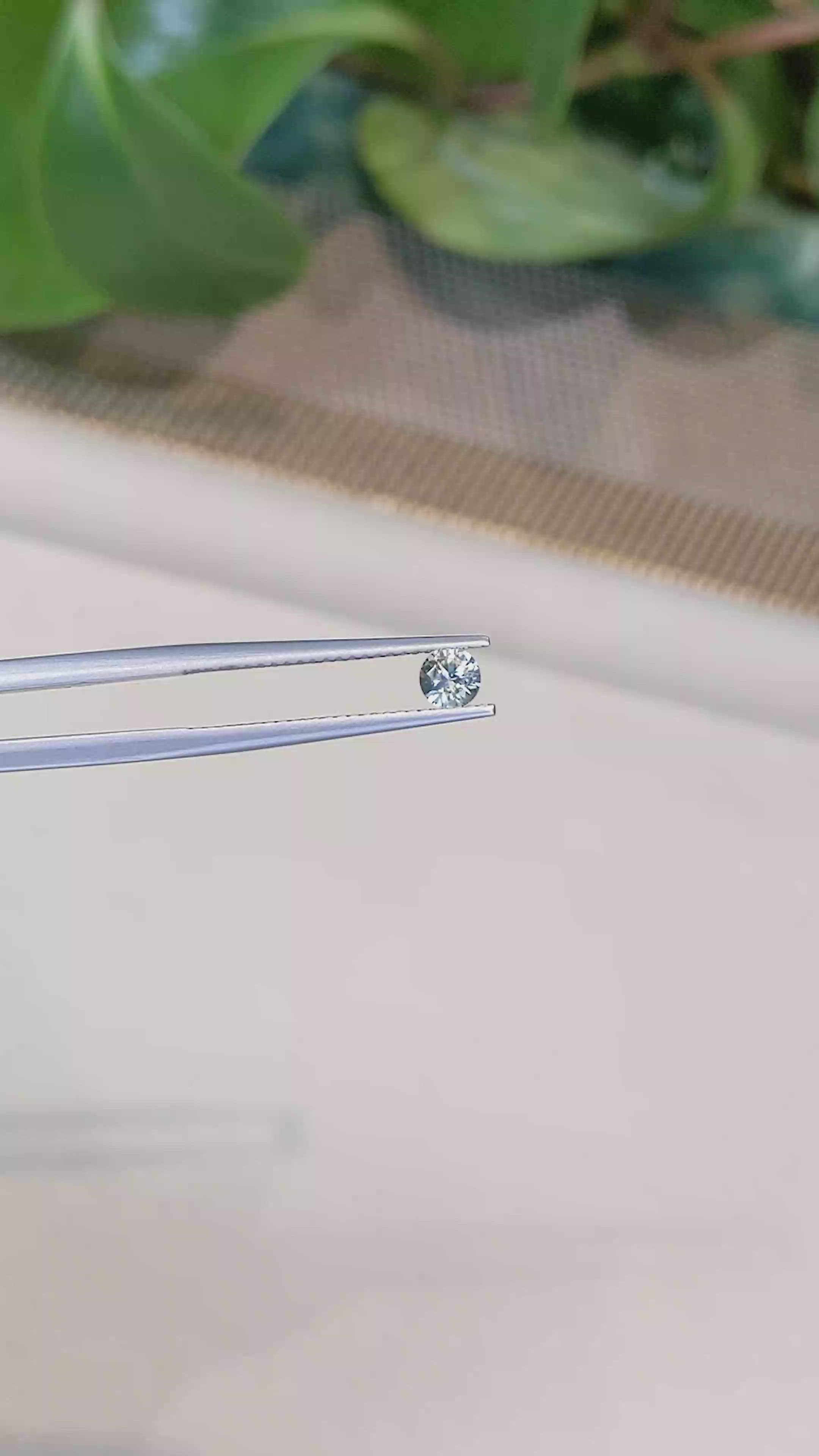 0.32 Ct. Bi Color Sapphire from Montana Size Video
