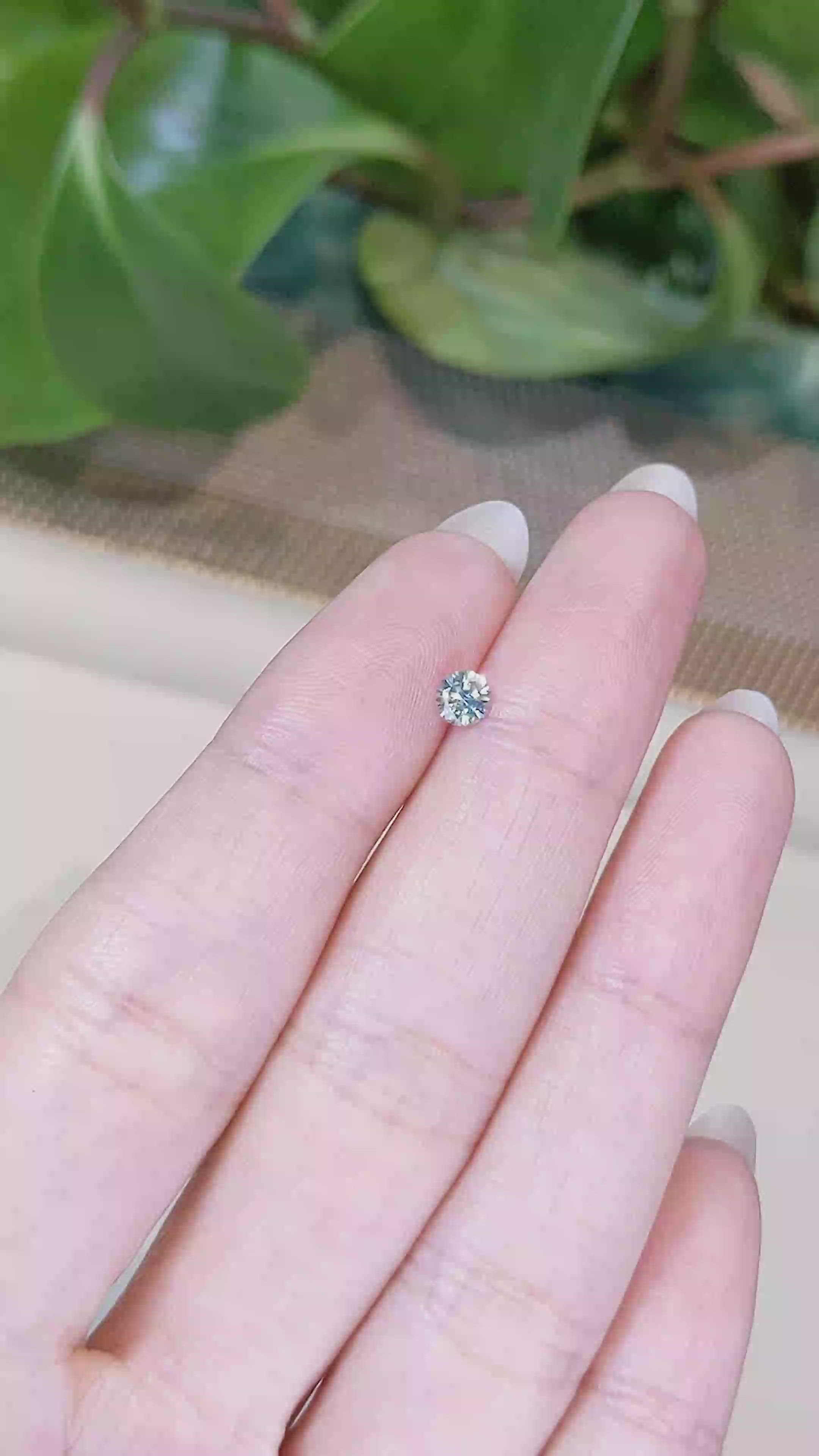 0.32 Ct. Bi Color Sapphire from Montana Size Video