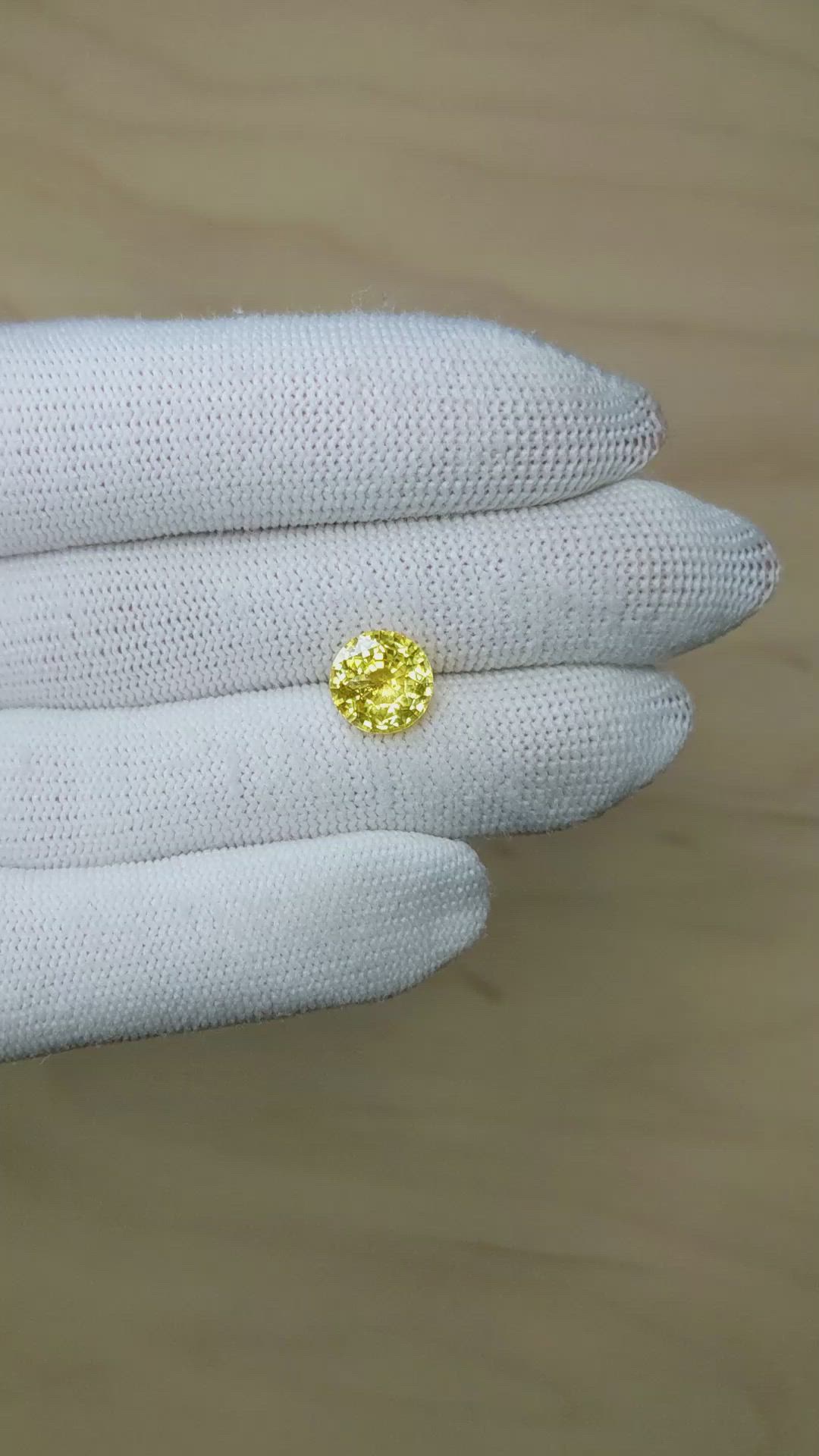 3.99 Ct. Yellow Sapphire from Ceylon (Sri Lanka) Size Video