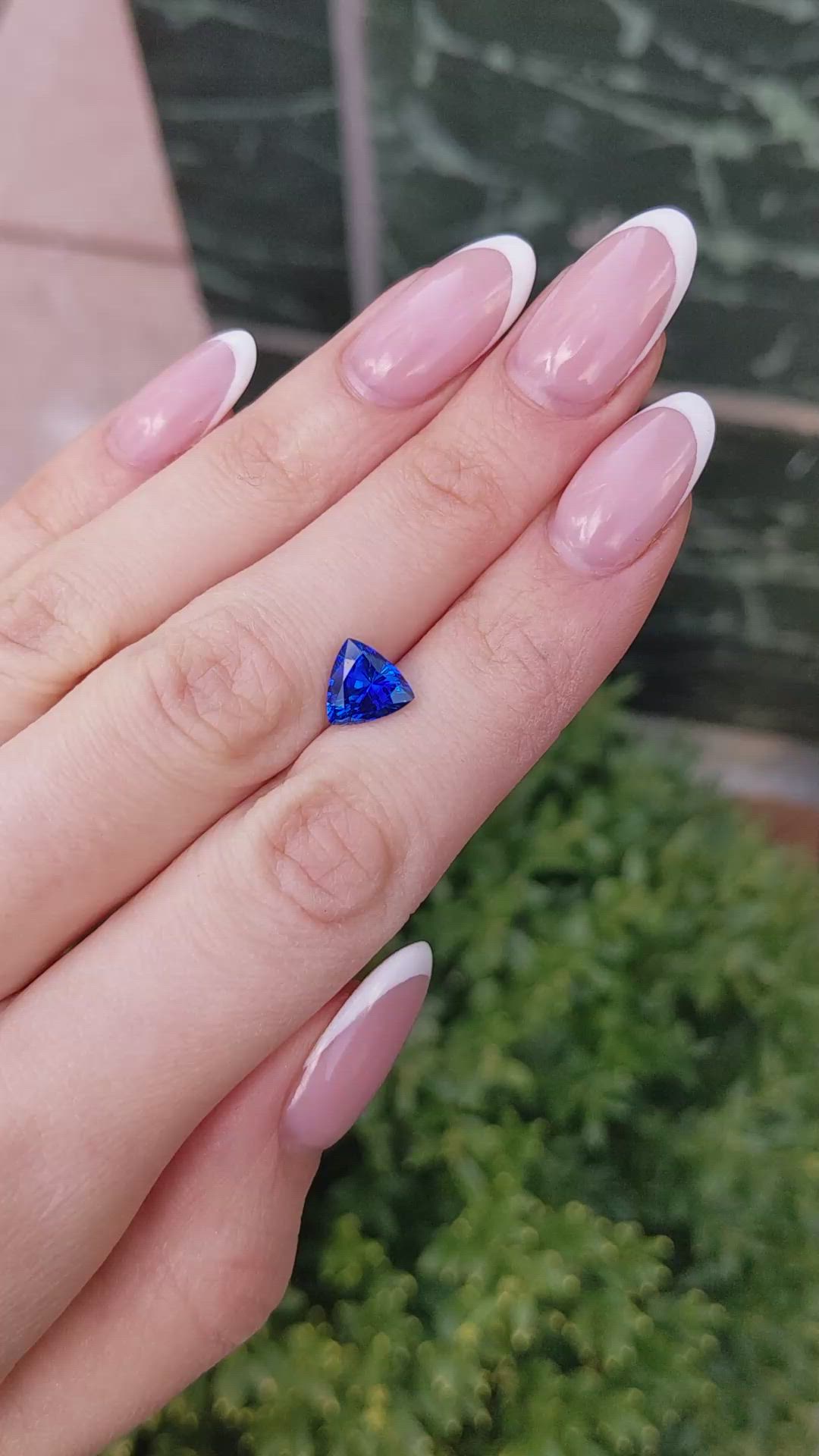 2.30 Ct. Blue Sapphire from Ceylon (Sri Lanka) Size Video