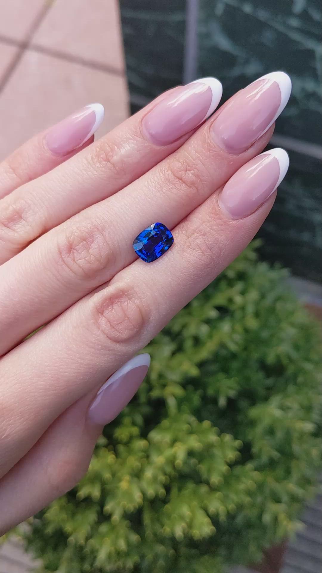 3.74 Ct. Blue Sapphire from Ceylon (Sri Lanka) Size Video