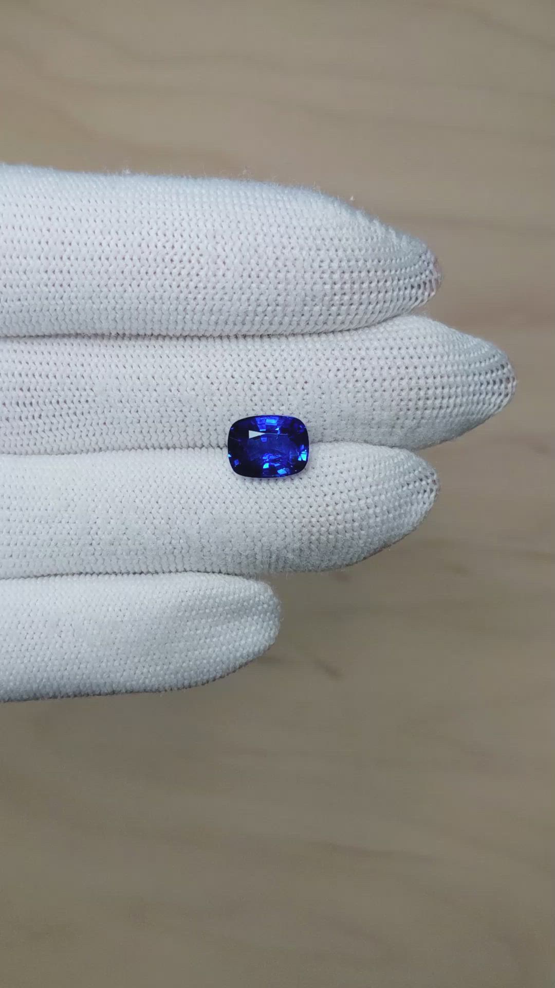 3.74 Ct. Blue Sapphire from Ceylon (Sri Lanka) Size Video