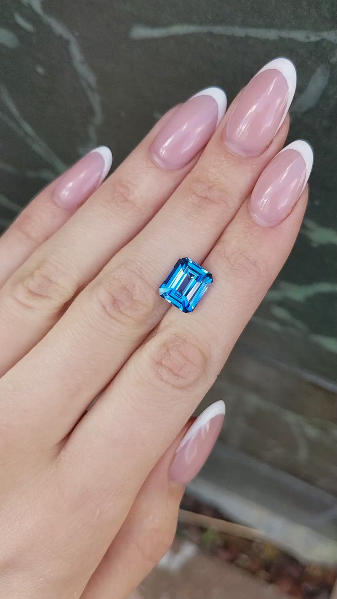 5.59 Ct. Blue Sapphire from Ceylon (Sri Lanka) Size Video