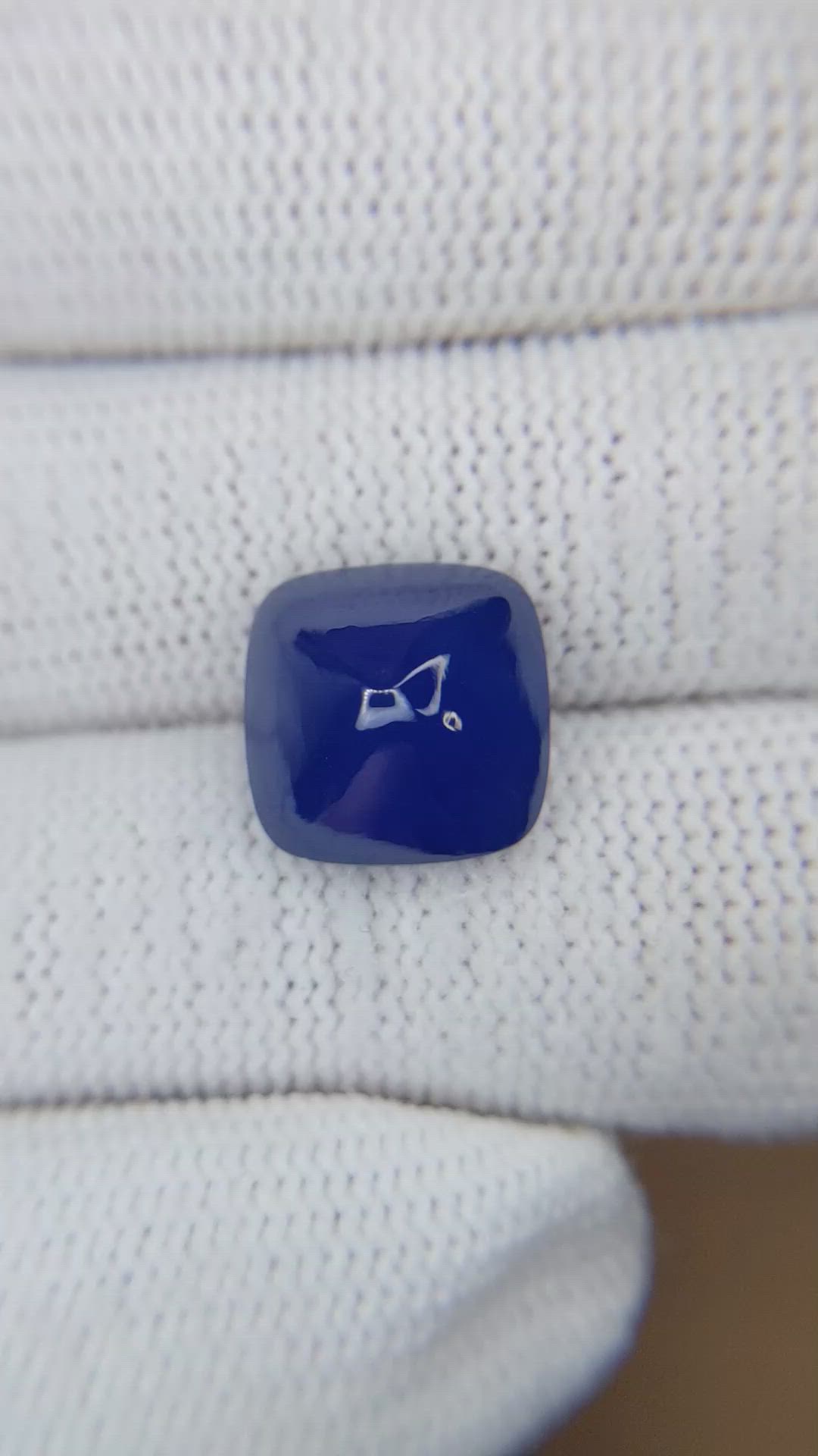 9.21 Ct. Blue Cabochon Sapphire from Ceylon (Sri Lanka) Size Video
