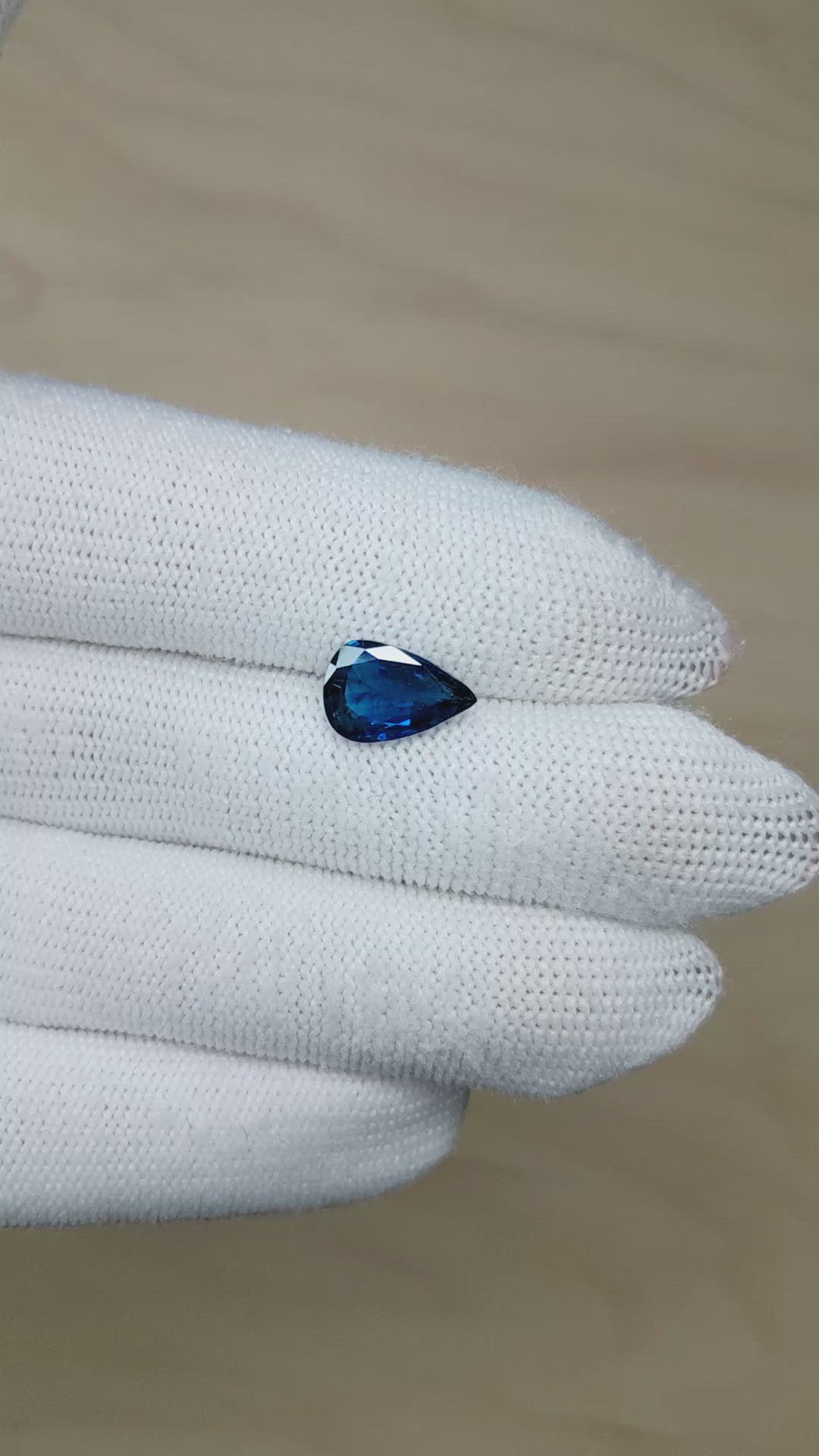 2.87 Ct. Blue Sapphire from Ceylon (Sri Lanka) Size Video