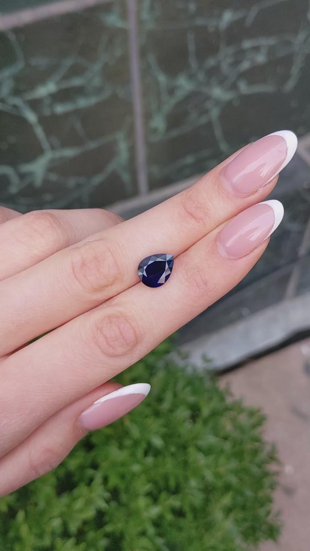 4.19 Ct. Blue Sapphire from Ceylon (Sri Lanka) Size Video