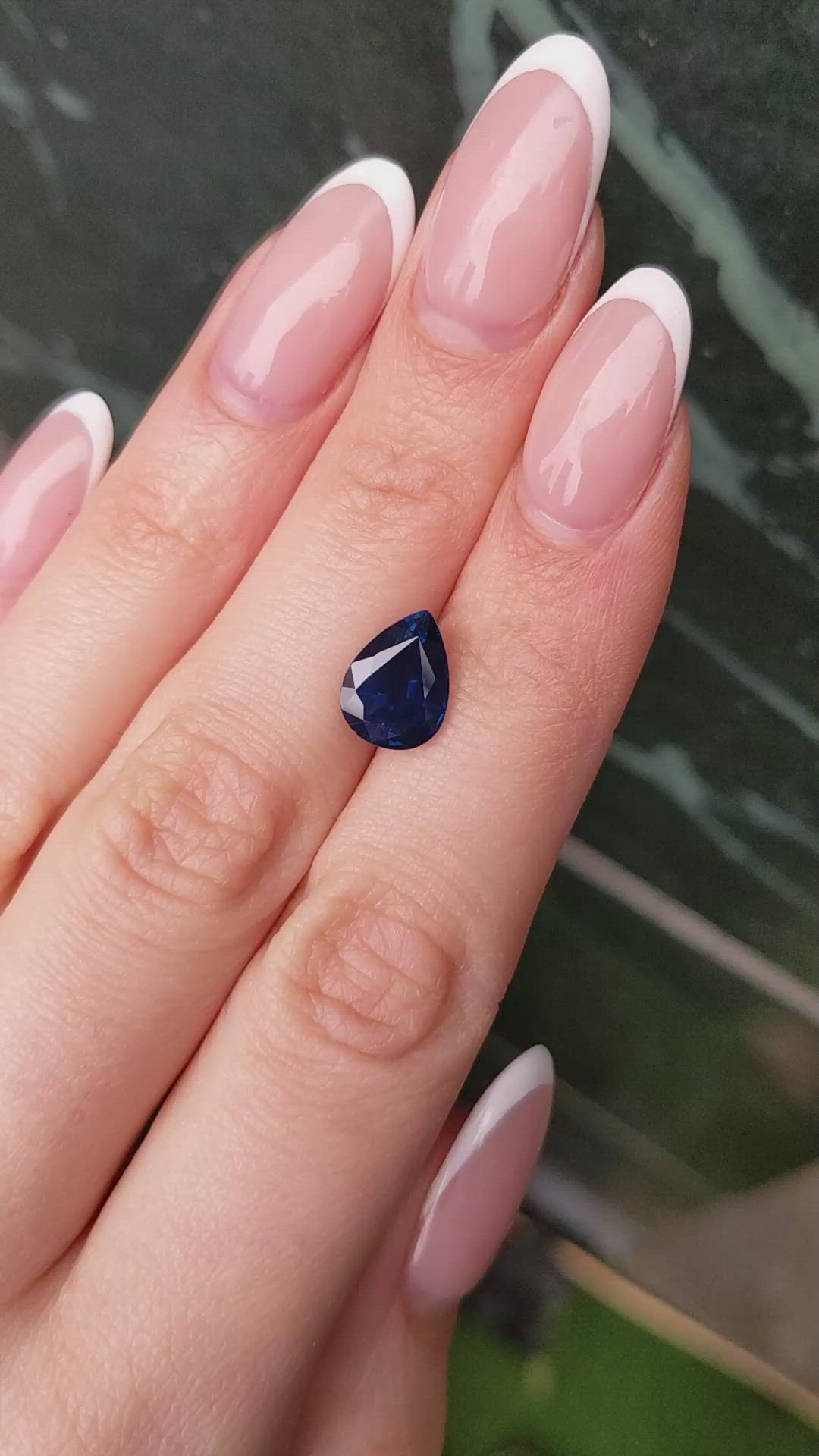 3.83 Ct. Blue Sapphire from Ceylon (Sri Lanka) Size Video