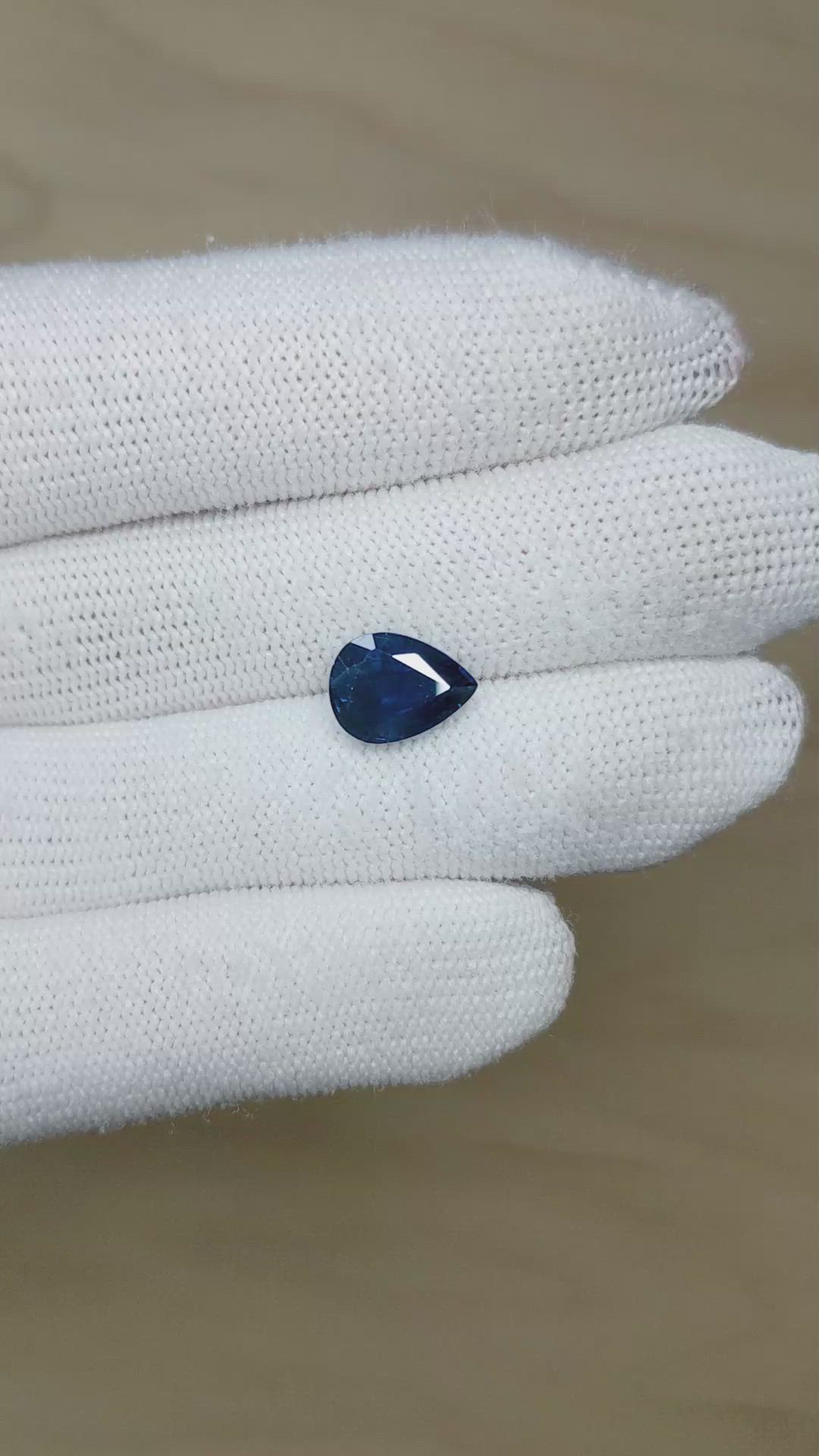 3.83 Ct. Blue Sapphire from Ceylon (Sri Lanka) Size Video