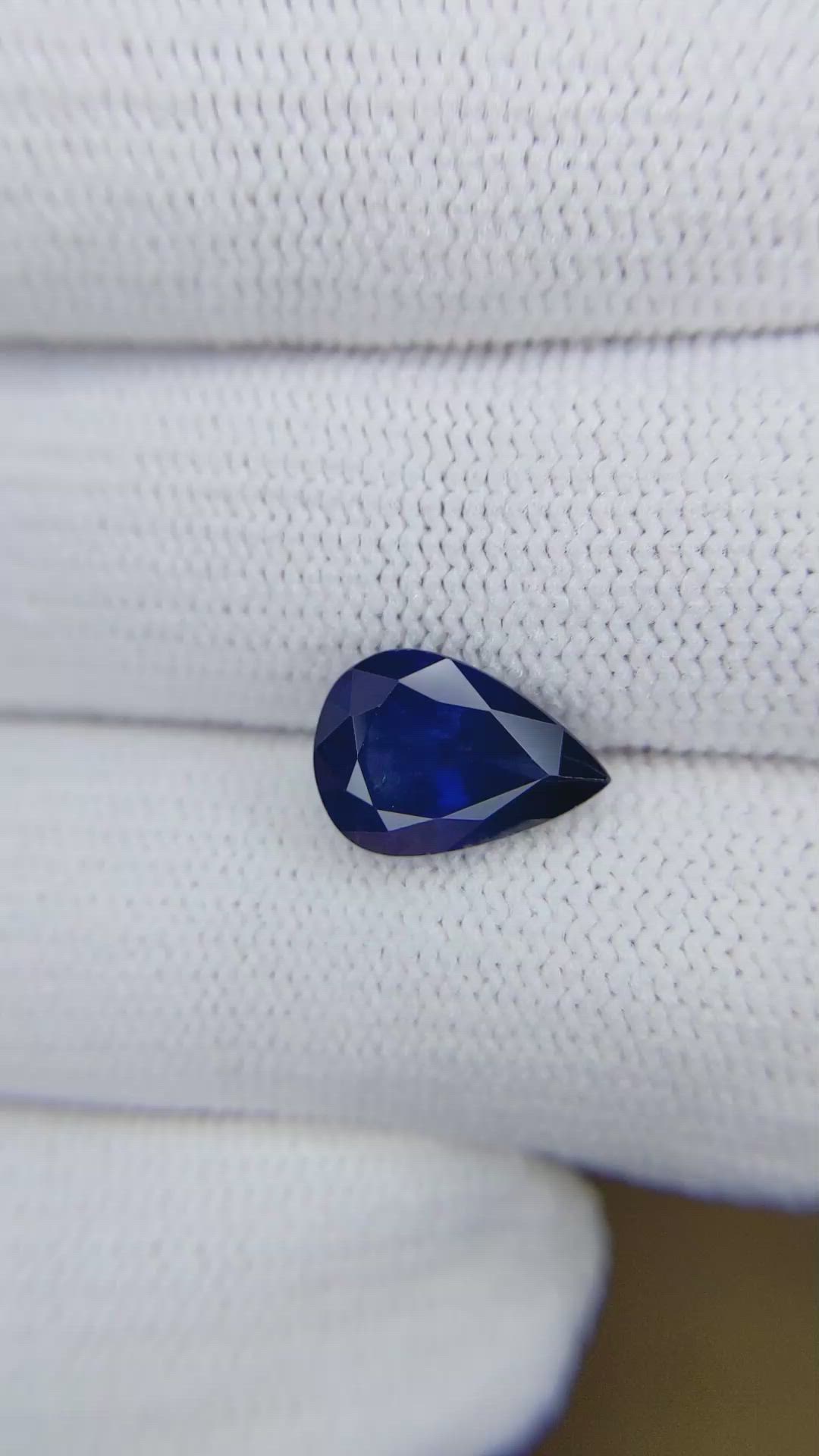 2.66 Ct. Blue Sapphire from Ceylon (Sri Lanka) Size Video