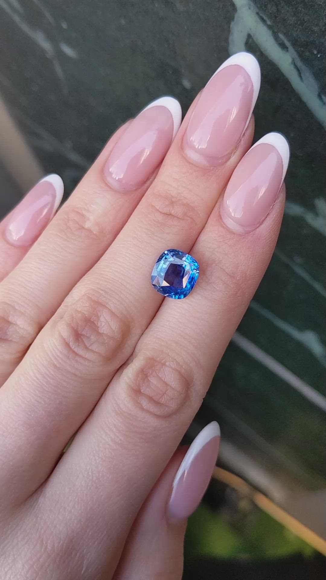 5.16 Ct. Blue Sapphire from Ceylon (Sri Lanka) Size Video