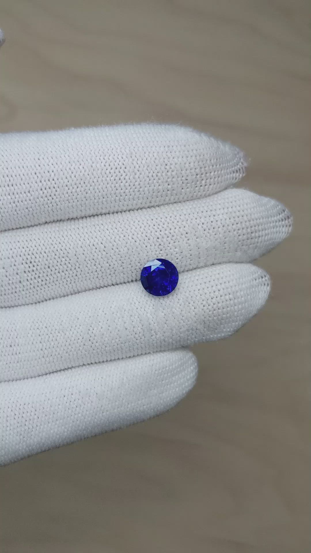 3.06 Ct. Blue Sapphire from Ceylon (Sri Lanka) Size Video