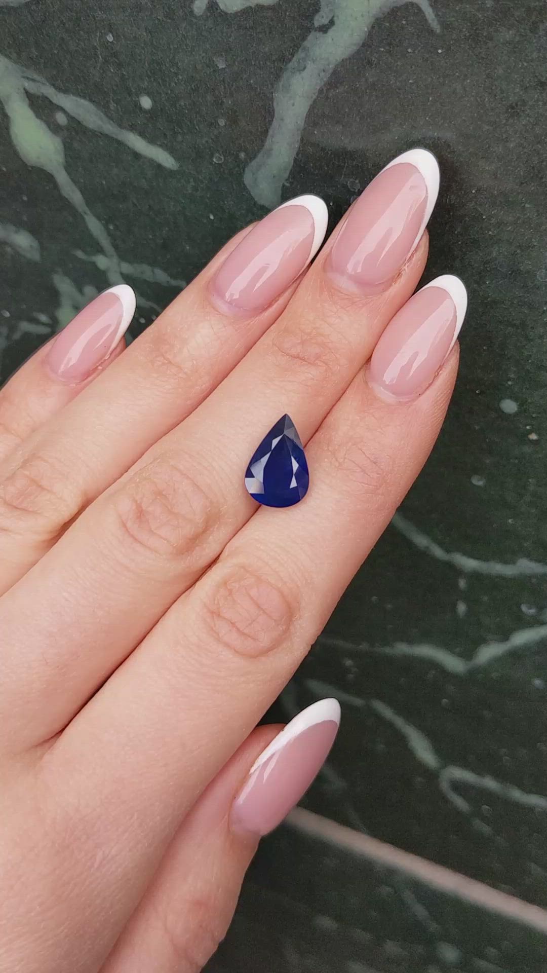 5.84 Ct. Blue Sapphire from Ceylon (Sri Lanka) Size Video