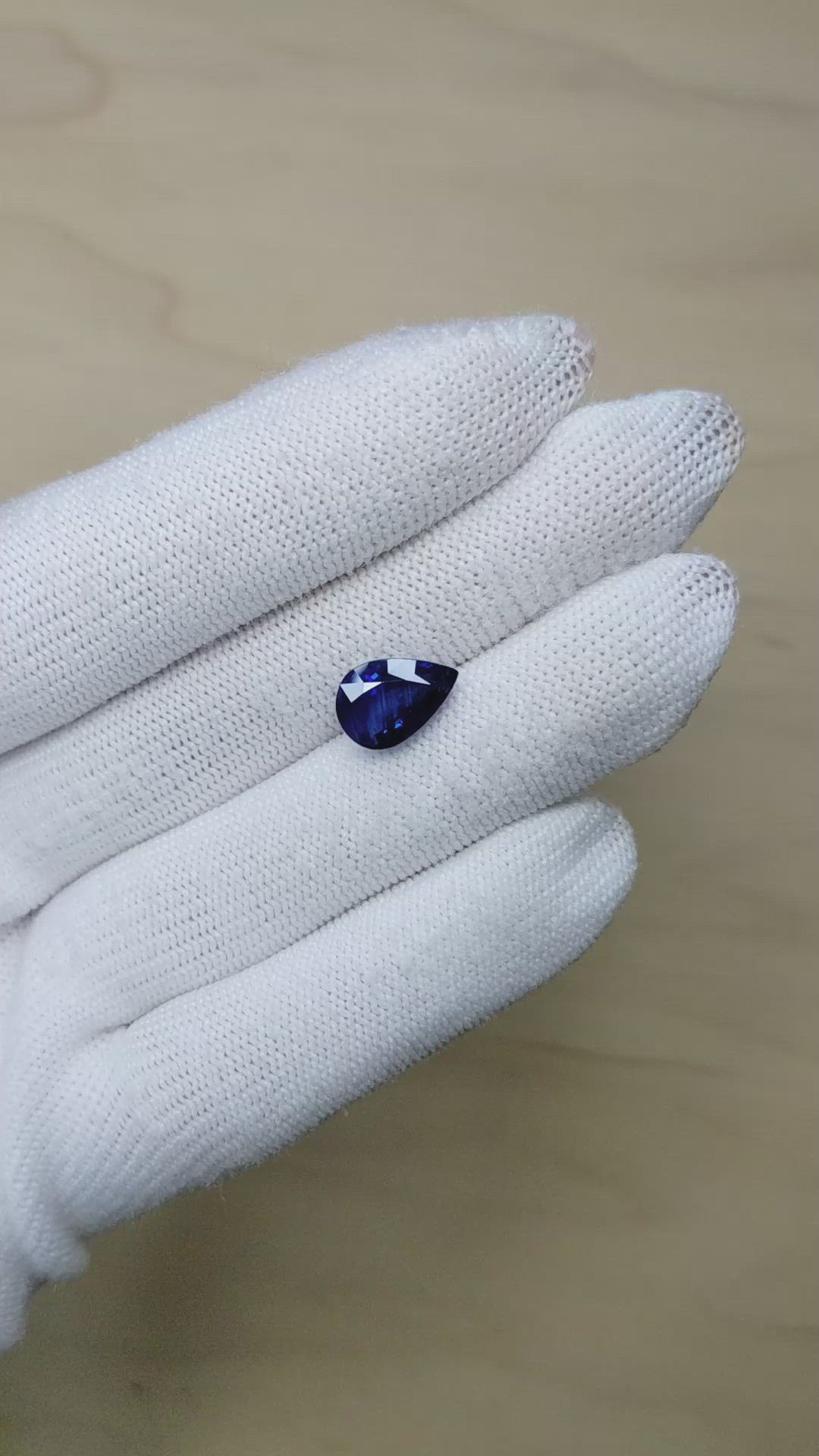 5.08 Ct. Blue Sapphire from Ceylon (Sri Lanka) Size Video
