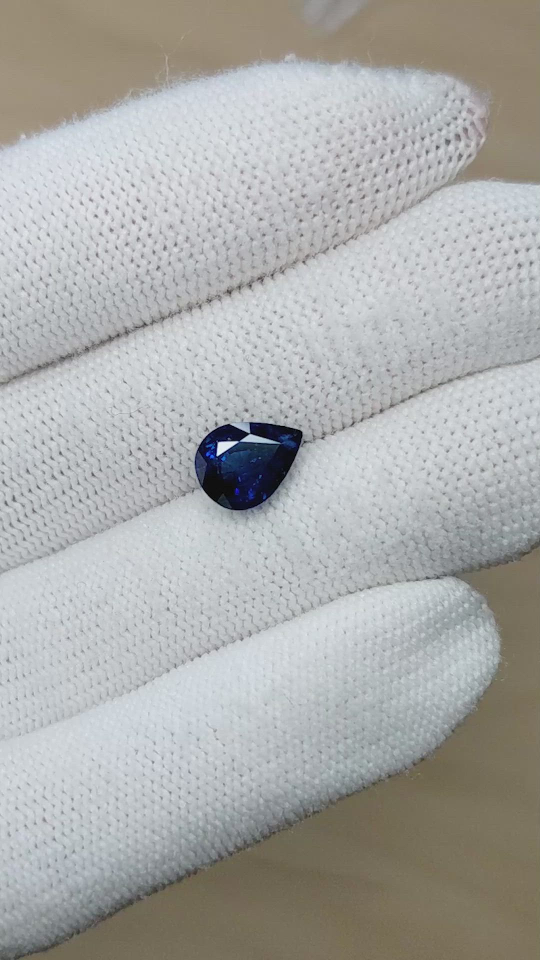 3.11 Ct. Blue Sapphire from Ceylon (Sri Lanka) Size Video