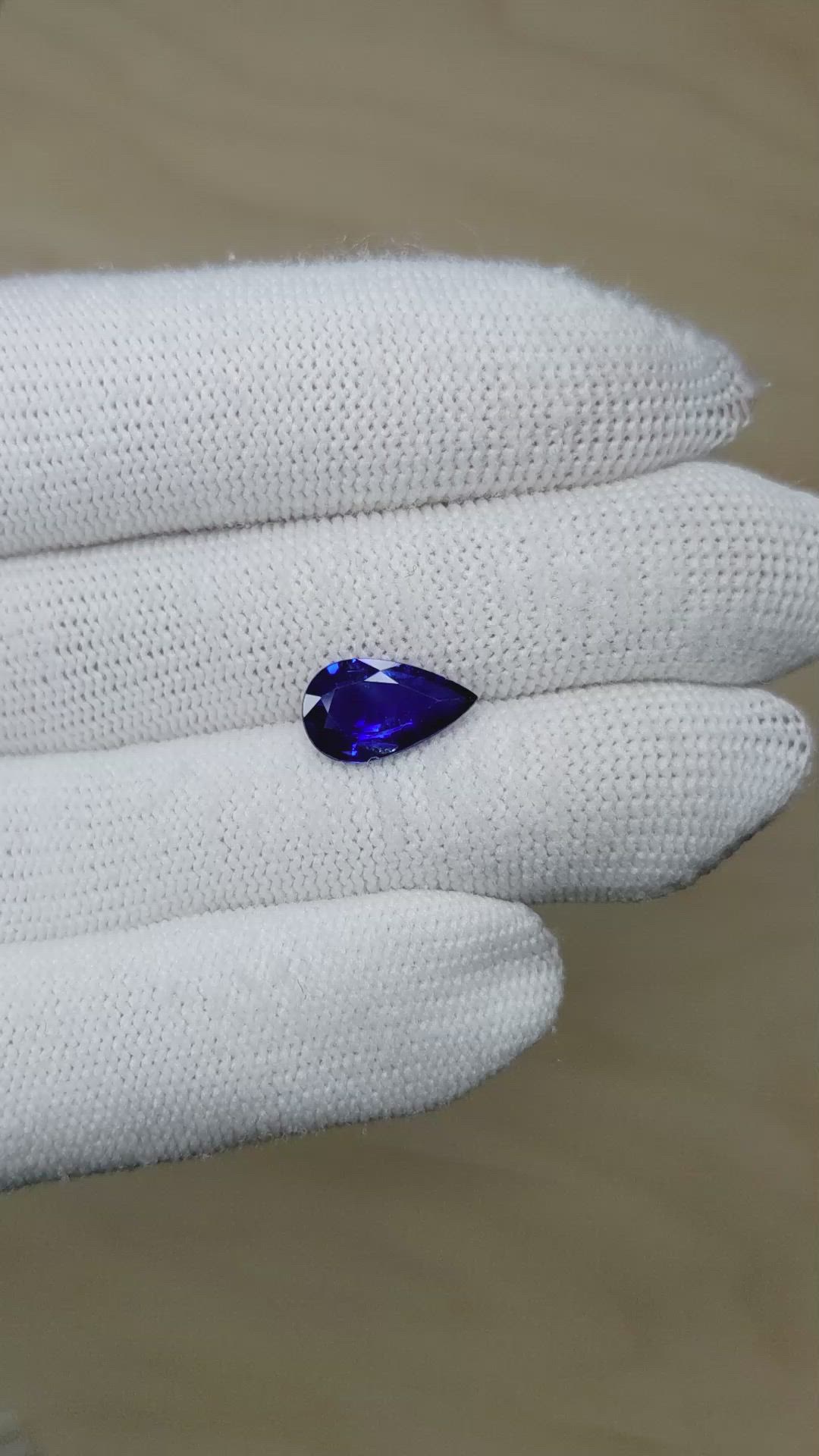 2.57 Ct. Blue Sapphire from Ceylon (Sri Lanka) Size Video