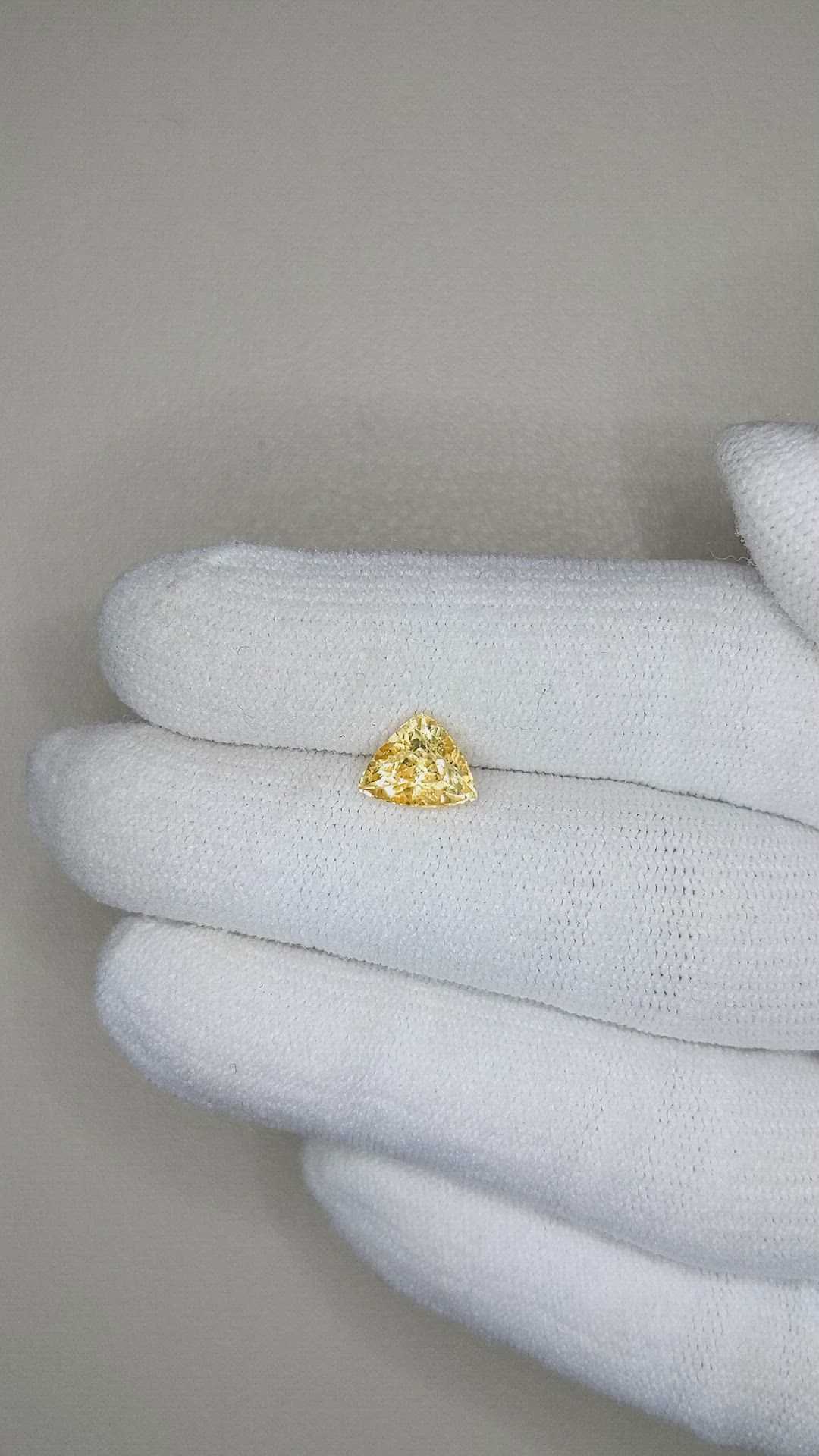 1.79 Ct. Yellow Sapphire from Ceylon (Sri Lanka) Size Video