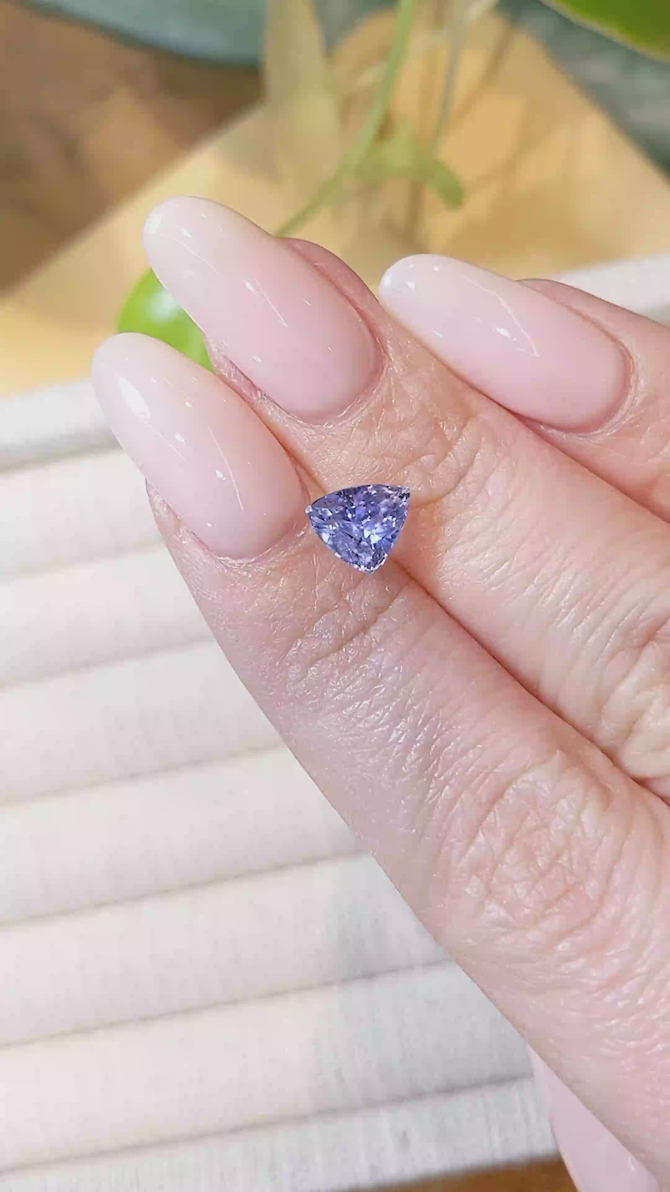 1.78 Ct. Blue Sapphire from Ceylon (Sri Lanka) Size Video