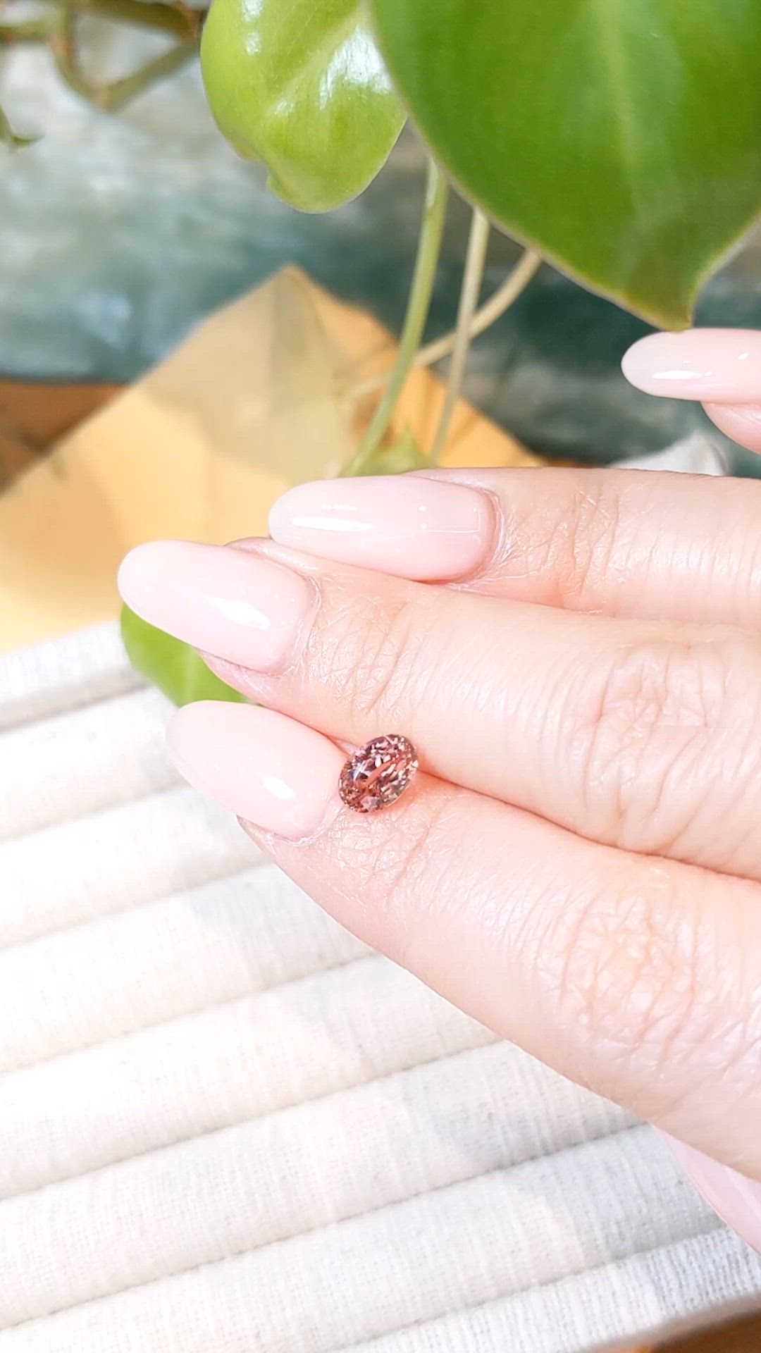 1.45 Ct. Padparadscha Sapphire from Ceylon (Sri Lanka) Size Video