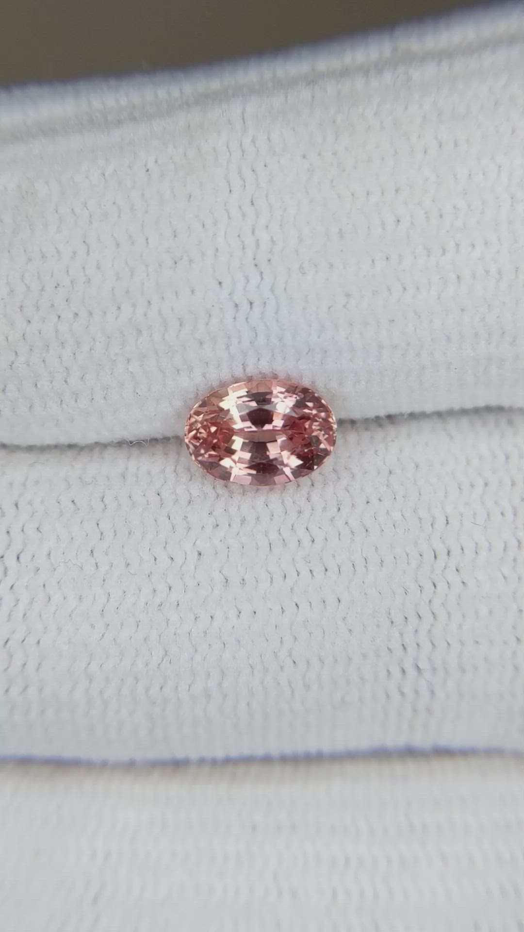 1.45 Ct. Padparadscha Sapphire from Ceylon (Sri Lanka) Size Video