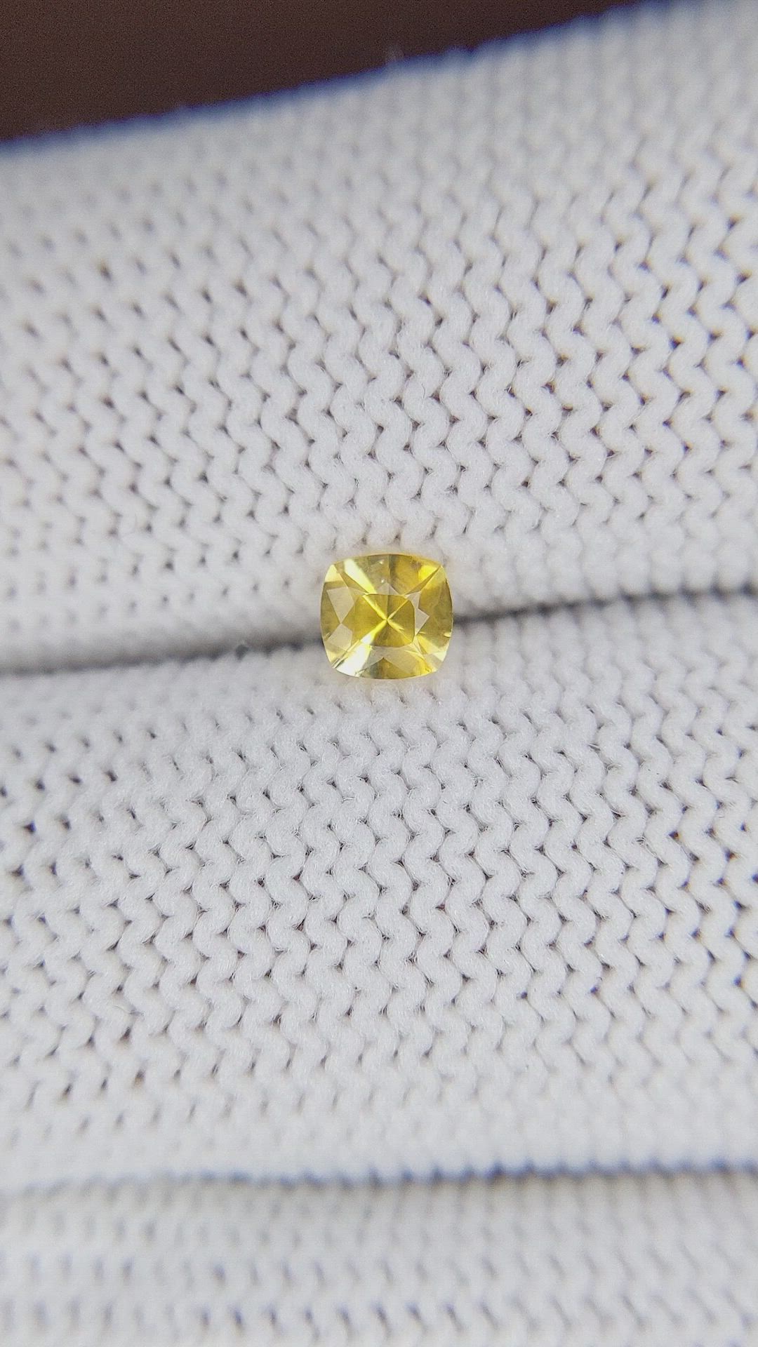 0.31 Ct. Yellow Sapphire from Ceylon (Sri Lanka) Size Video