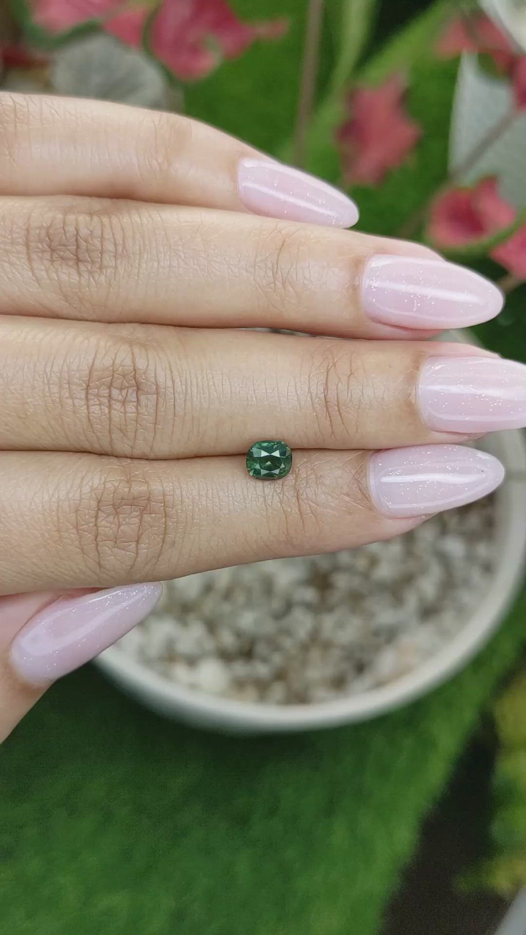 0.91 Ct. Green Sapphire from Ceylon (Sri Lanka) Size Video
