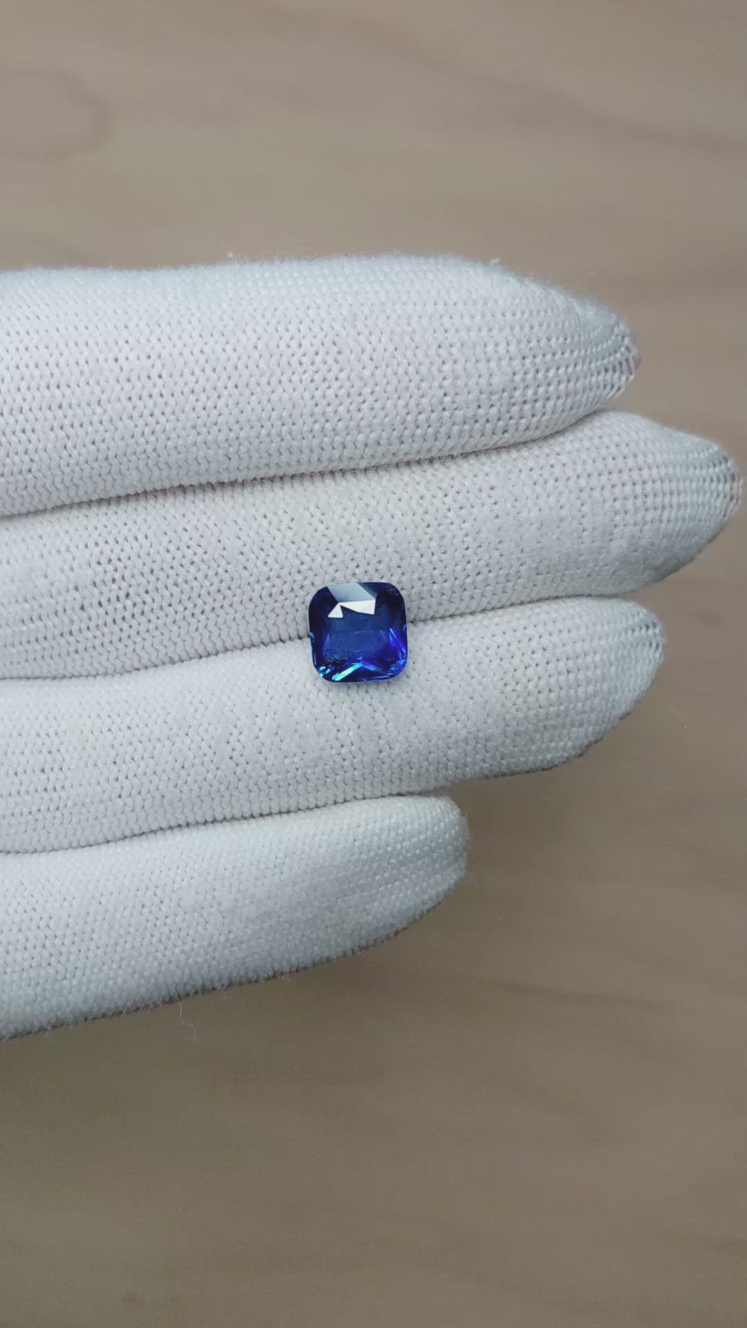 4.16 Ct. Blue Sapphire from Ceylon (Sri Lanka) Size Video