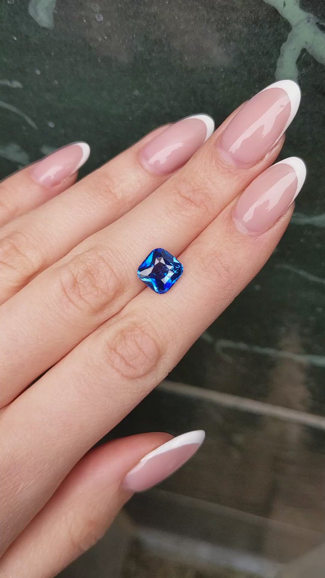 4.16 Ct. Blue Sapphire from Ceylon (Sri Lanka) Size Video