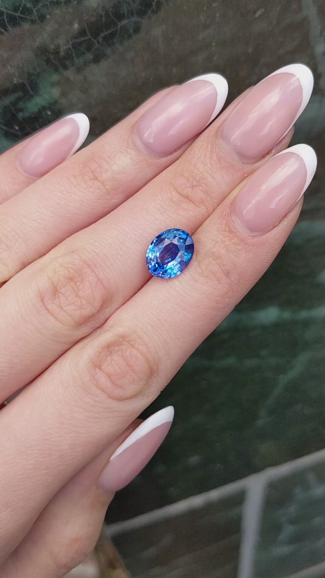 4.61 Ct. Blue Sapphire from Ceylon (Sri Lanka) Size Video