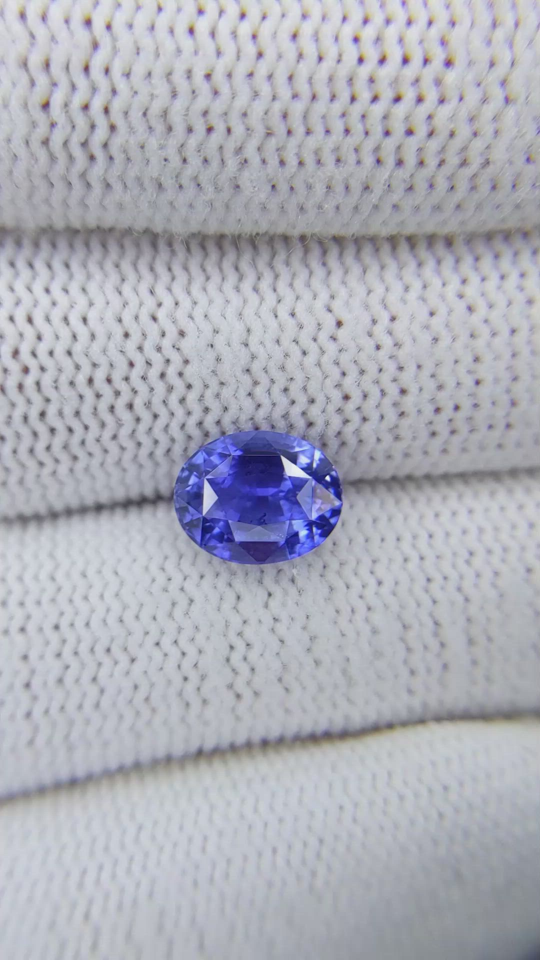 3.08 Ct. Blue Sapphire from Ceylon (Sri Lanka) Size Video