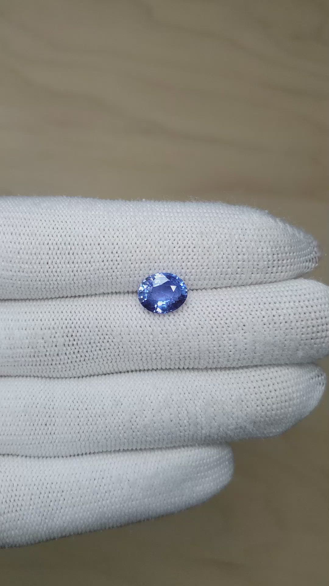 3.52 Ct. Blue Sapphire from Ceylon (Sri Lanka) Size Video