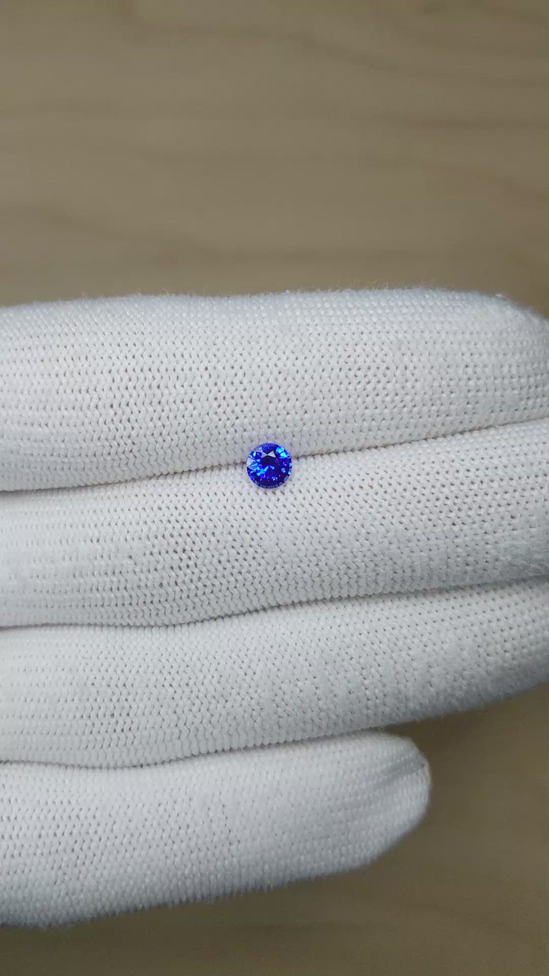 0.56 Ct. Blue Sapphire from Ceylon (Sri Lanka) Size Video