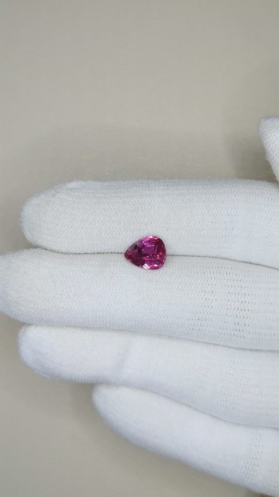 1.61 Ct. Purplish Pink Sapphire from Ceylon (Sri Lanka) Size Video