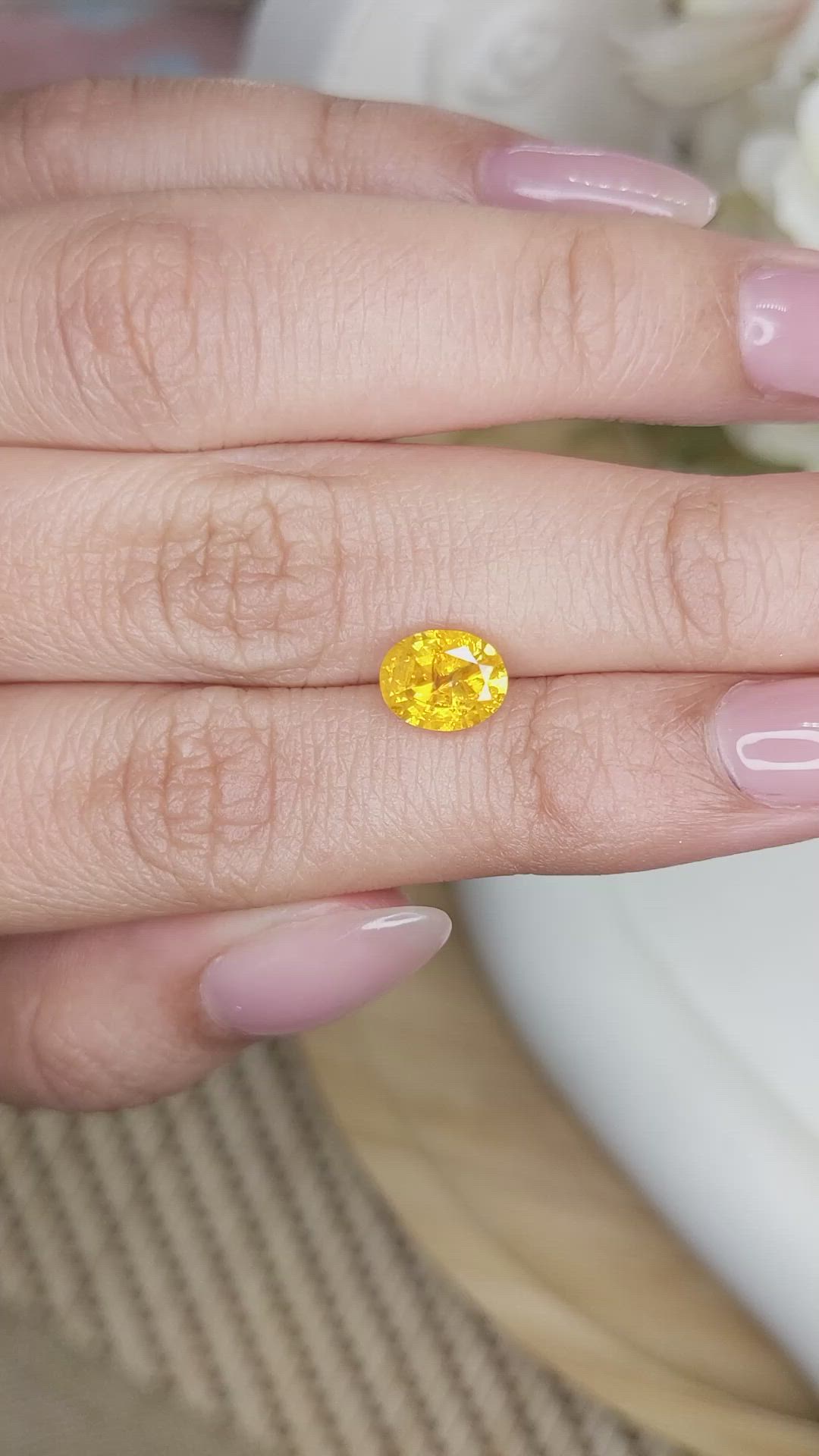 2.04 Ct. Yellow Sapphire from Ceylon (Sri Lanka) Size Video