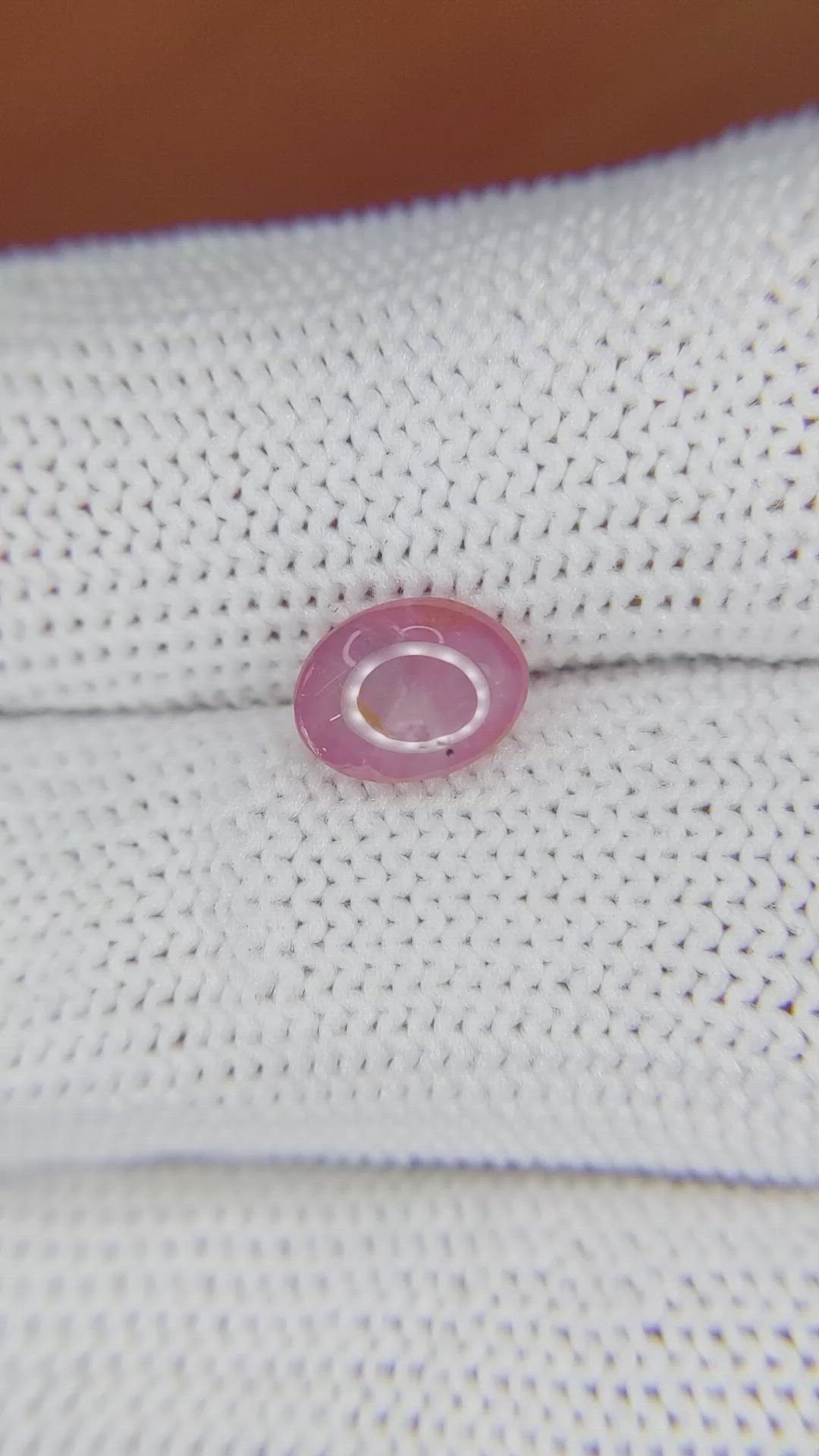 2.06 Ct. Padparadscha Star Sapphire from Ceylon (Sri Lanka) Size Video