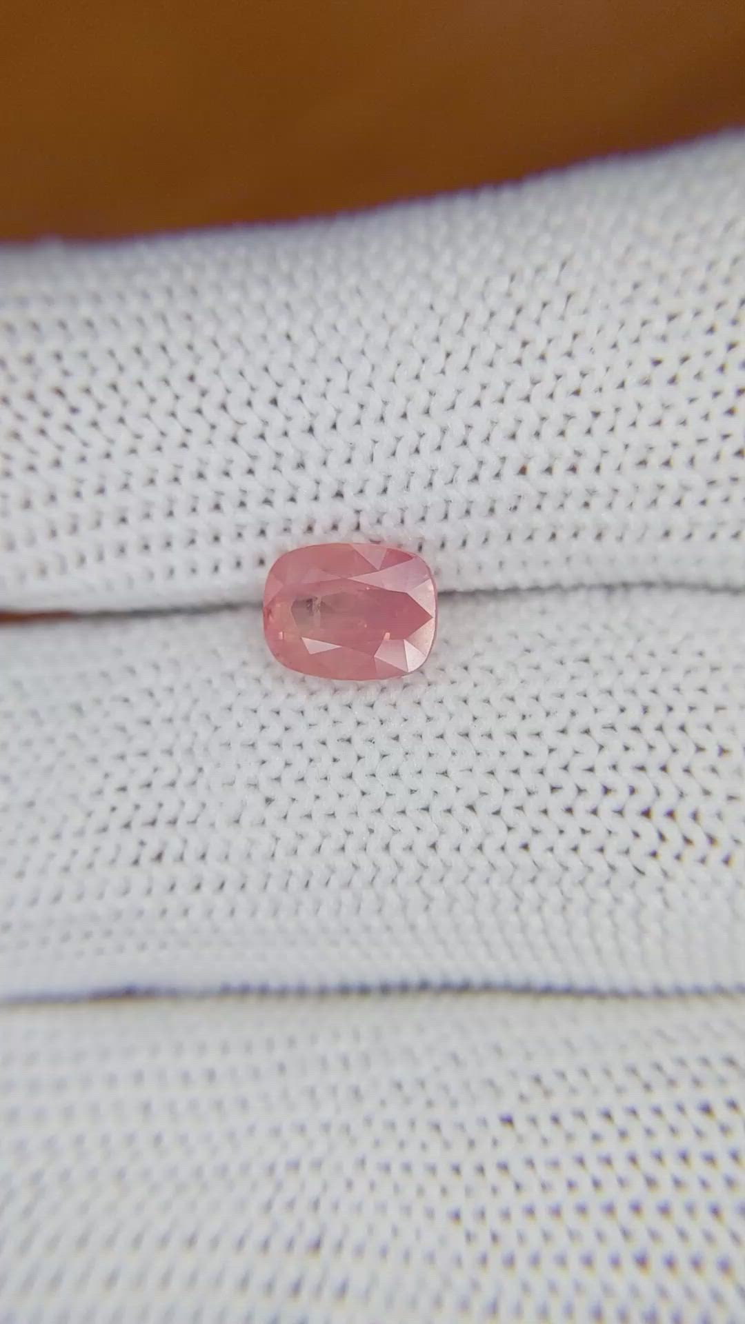 1.59 Ct. Padparadscha Sapphire from Ceylon (Sri Lanka) Size Video