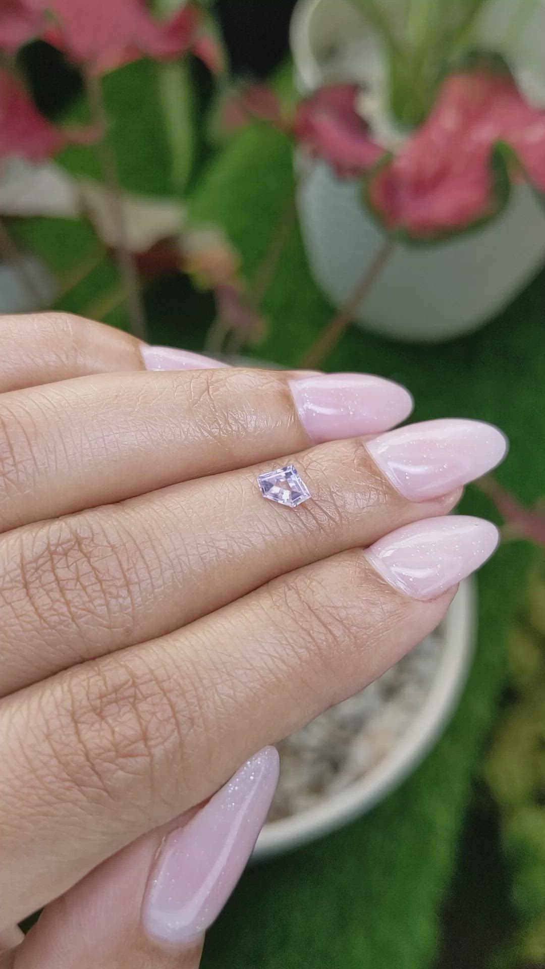 0.50 Ct. Pinkish Purple Sapphire from Ceylon (Sri Lanka) Size Video