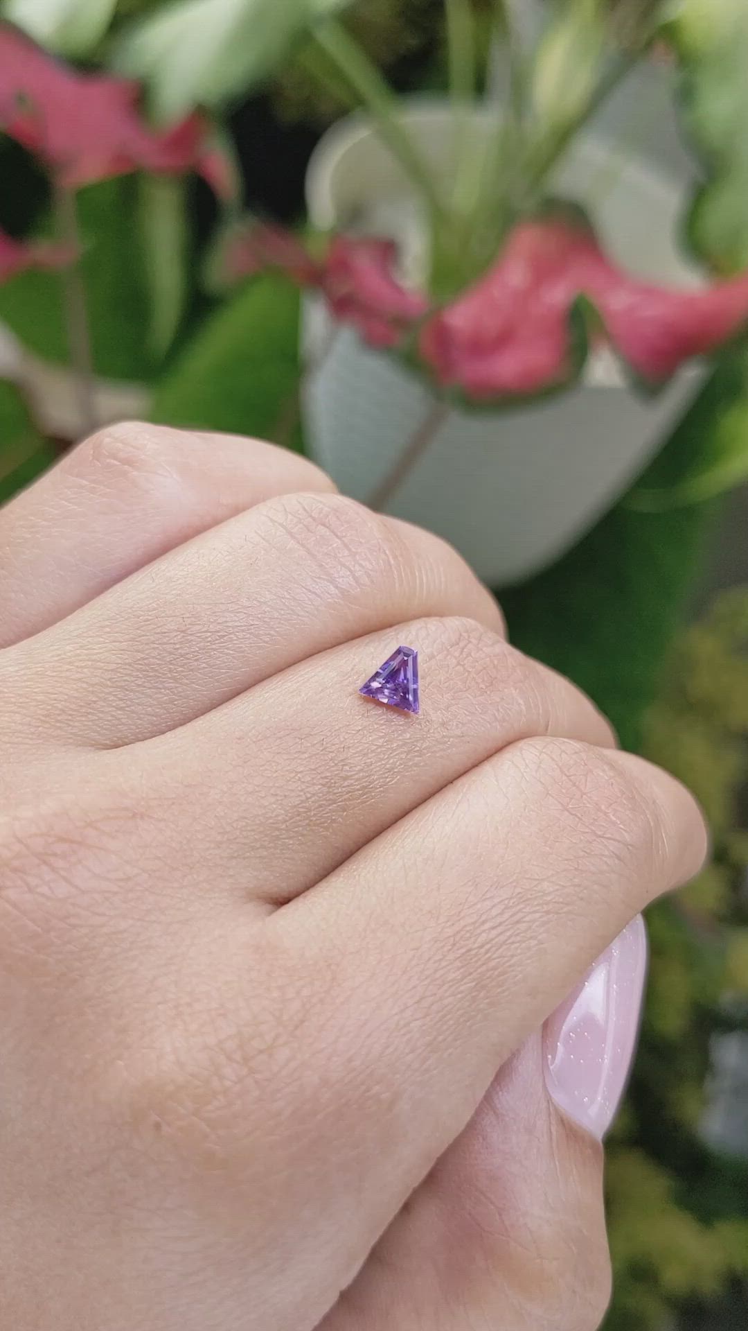 0.55 Ct. Pinkish Purple Sapphire from Ceylon (Sri Lanka) Size Video