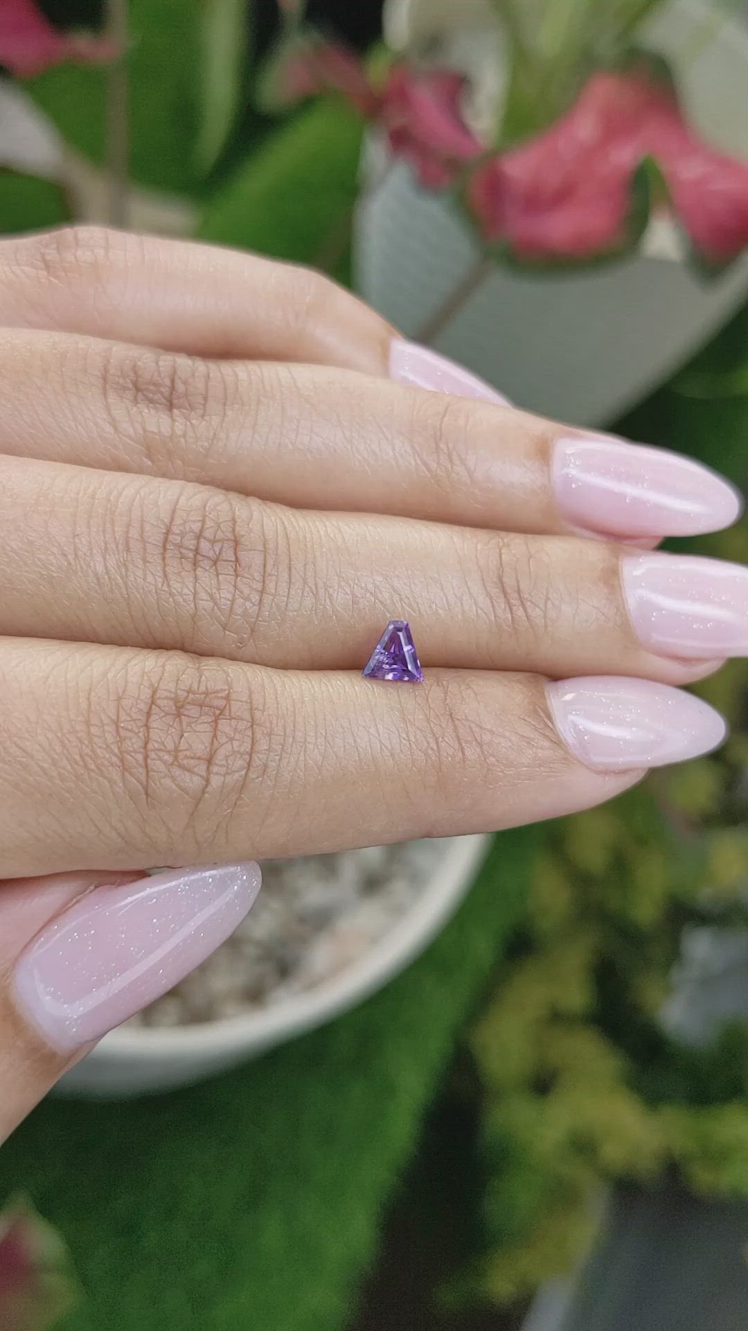 0.55 Ct. Pinkish Purple Sapphire from Ceylon (Sri Lanka) Size Video