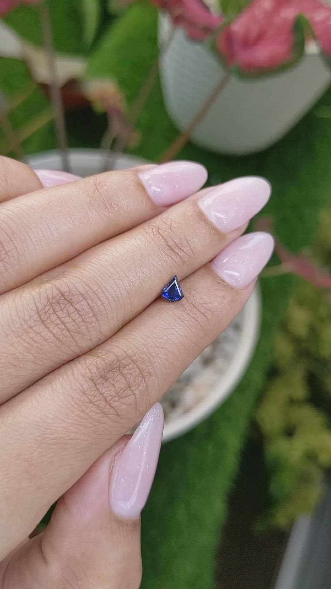 0.45 Ct. Blue Sapphire from Ceylon (Sri Lanka) Size Video