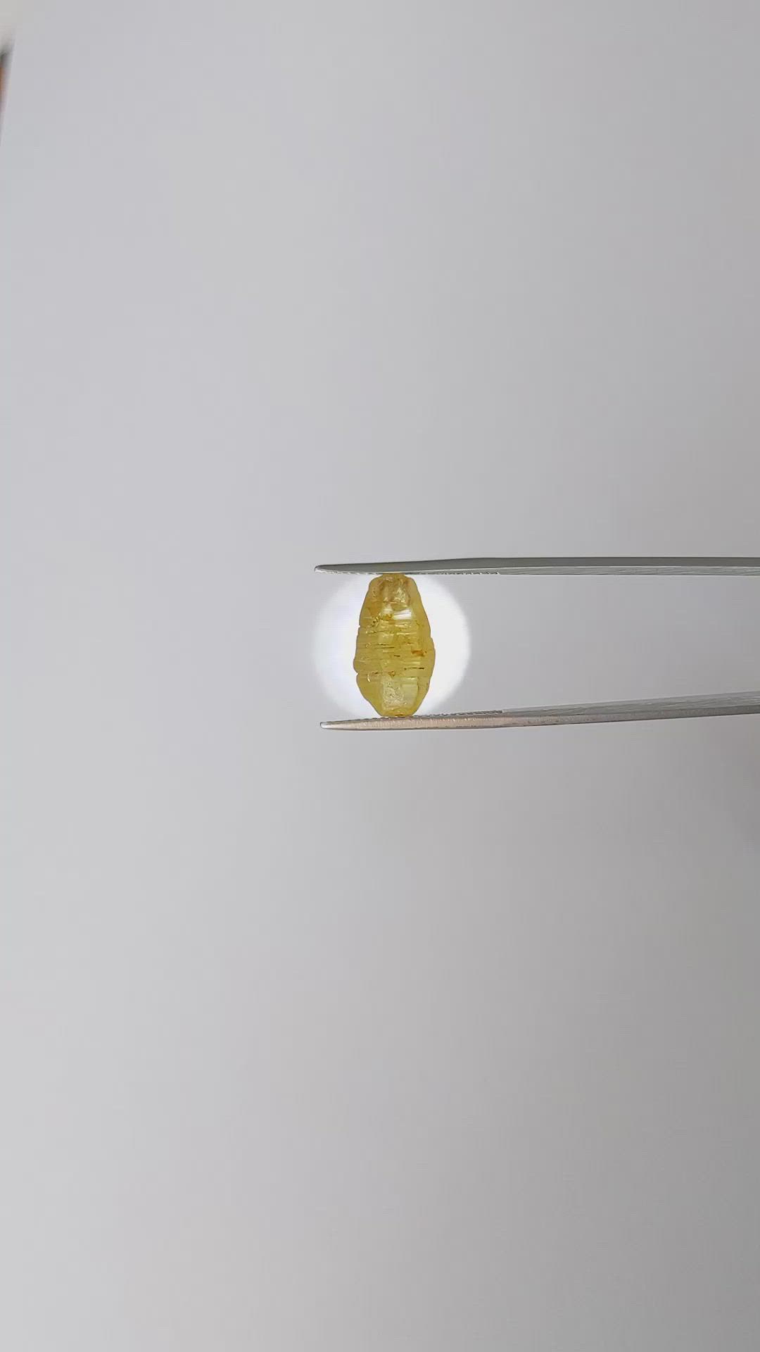 7.68 Ct. Yellow Sapphire Crystal from Ceylon (Sri Lanka) Size Video