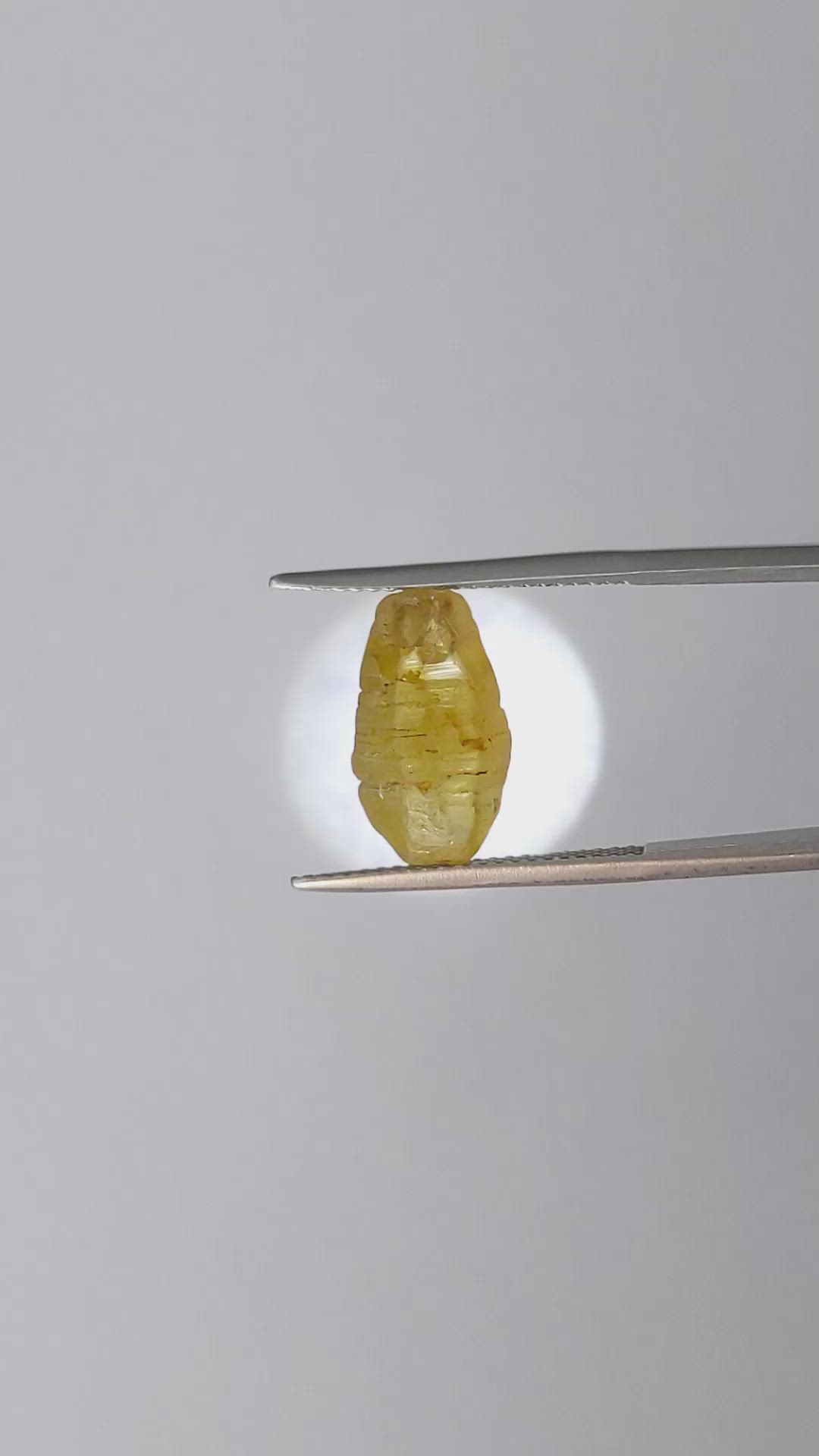 7.68 Ct. Yellow Sapphire Crystal from Ceylon (Sri Lanka) Size Video