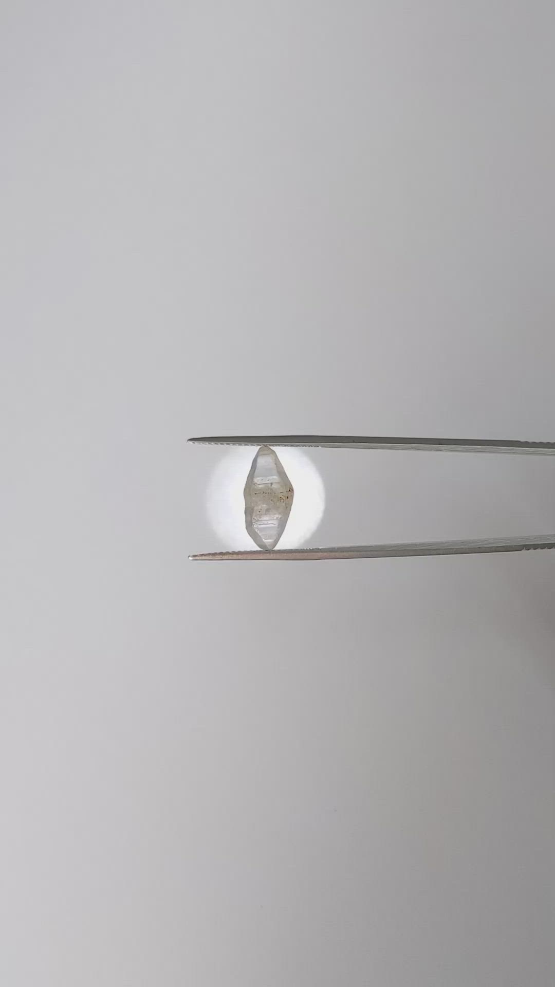 4.86 Ct. Blue Sapphire Crystal from Ceylon (Sri Lanka) Size Video