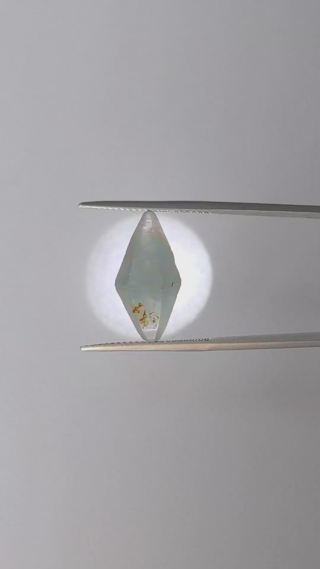 9.41 Ct. Blue Sapphire Crystal from Ceylon (Sri Lanka) Size Video