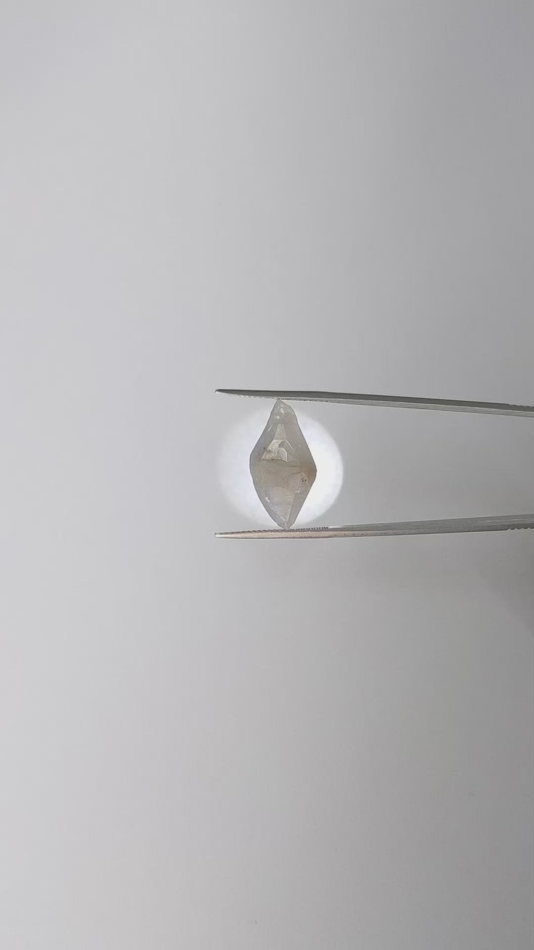 14.26 Ct. Blue Sapphire Crystal from Ceylon (Sri Lanka) Size Video