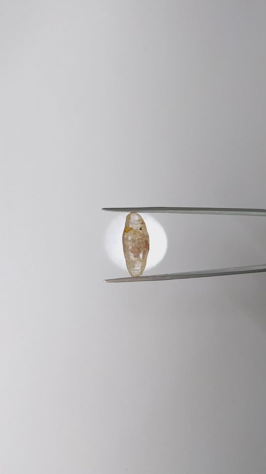 8.54 Ct. Bi Color / Parti Sapphire Crystal from Ceylon (Sri Lanka) Size Video