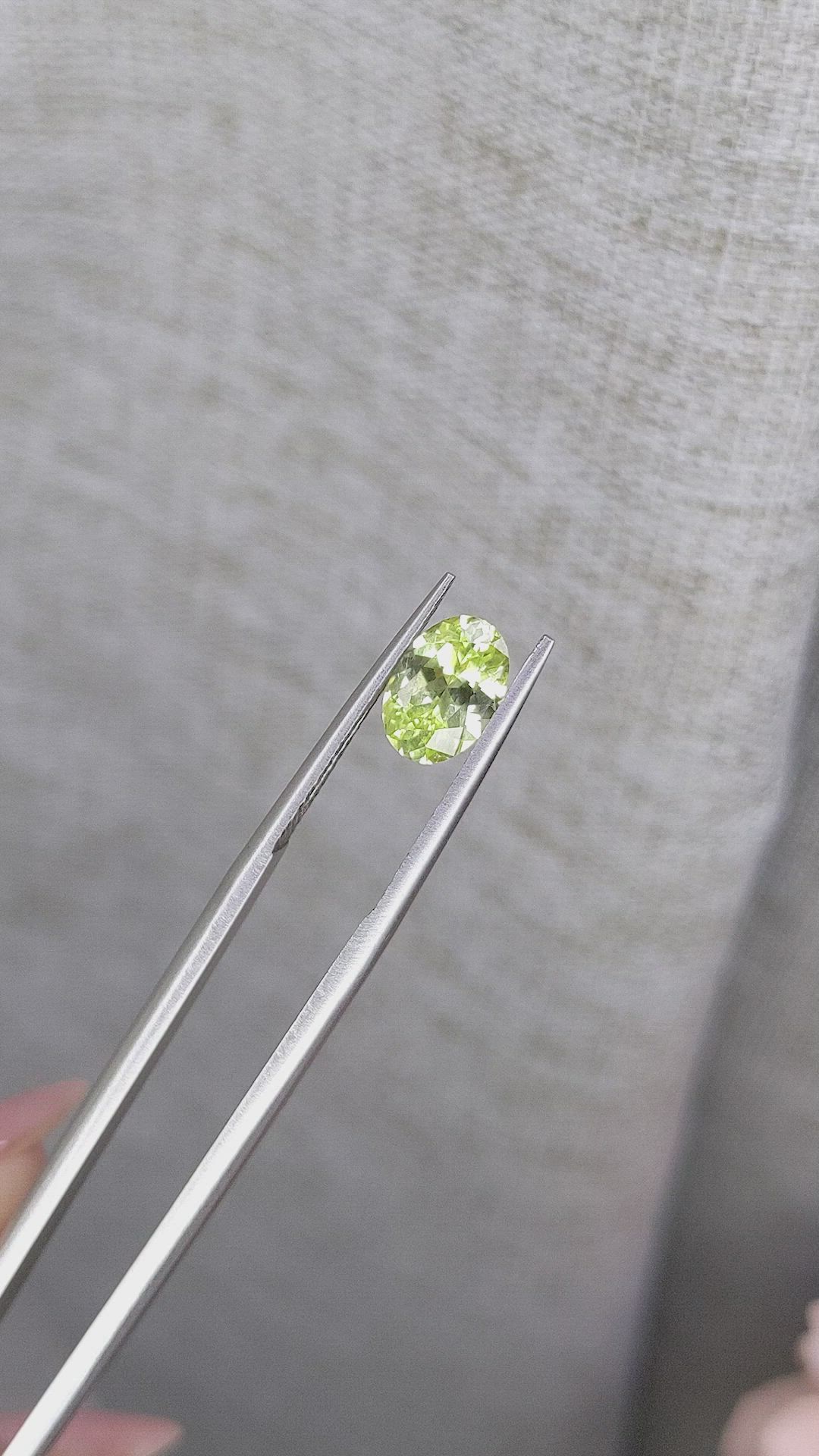 1.44 Ct. Yellowish Green Sapphire from Montana Size Video