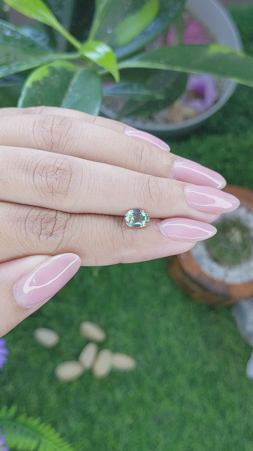 1.13 Ct. Bluish Green Sapphire from Montana Size Video